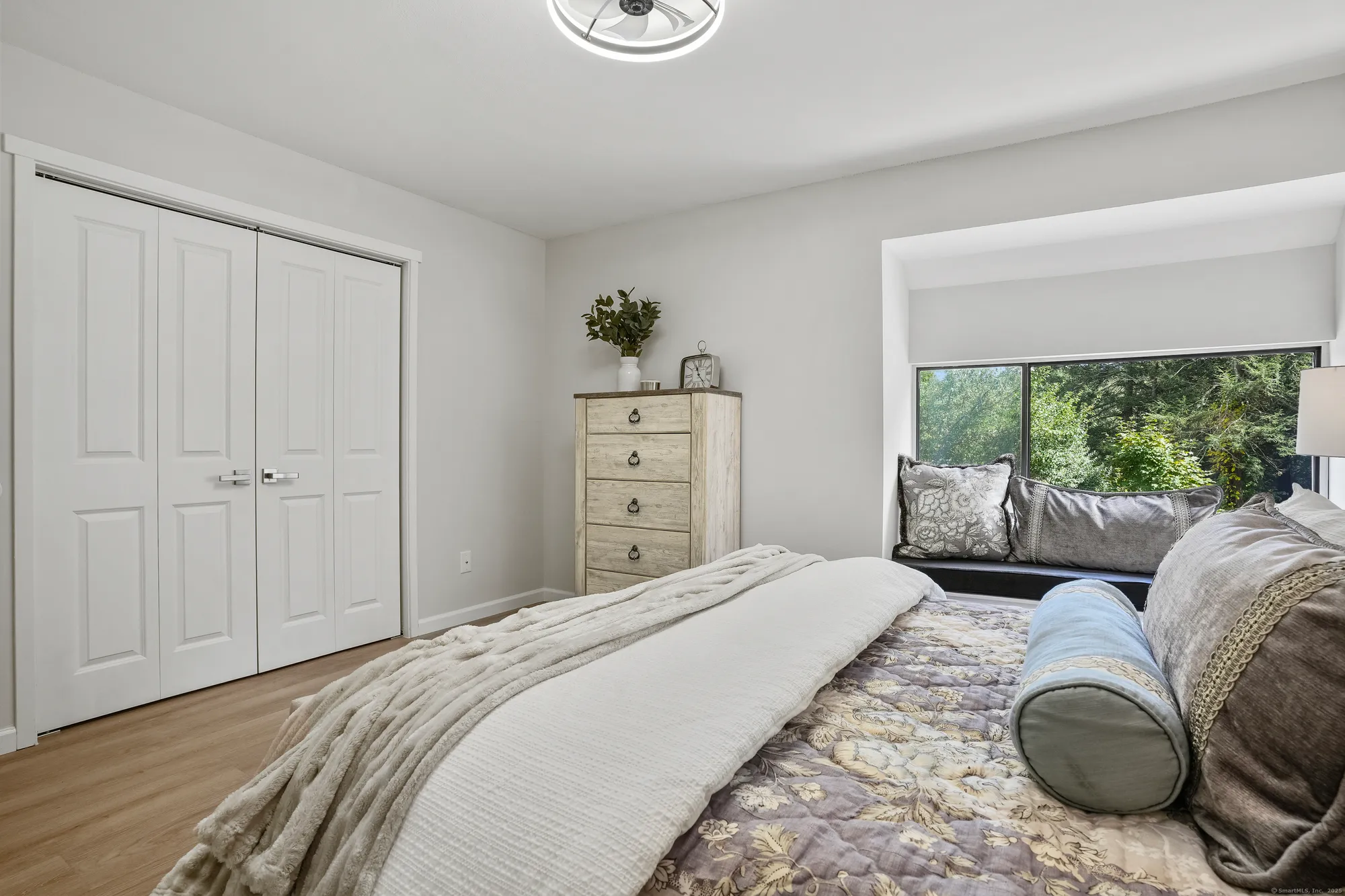 Property Slideshow image 21 of 36 | 1034 heritage vlg b, Southbury, CT, 06488