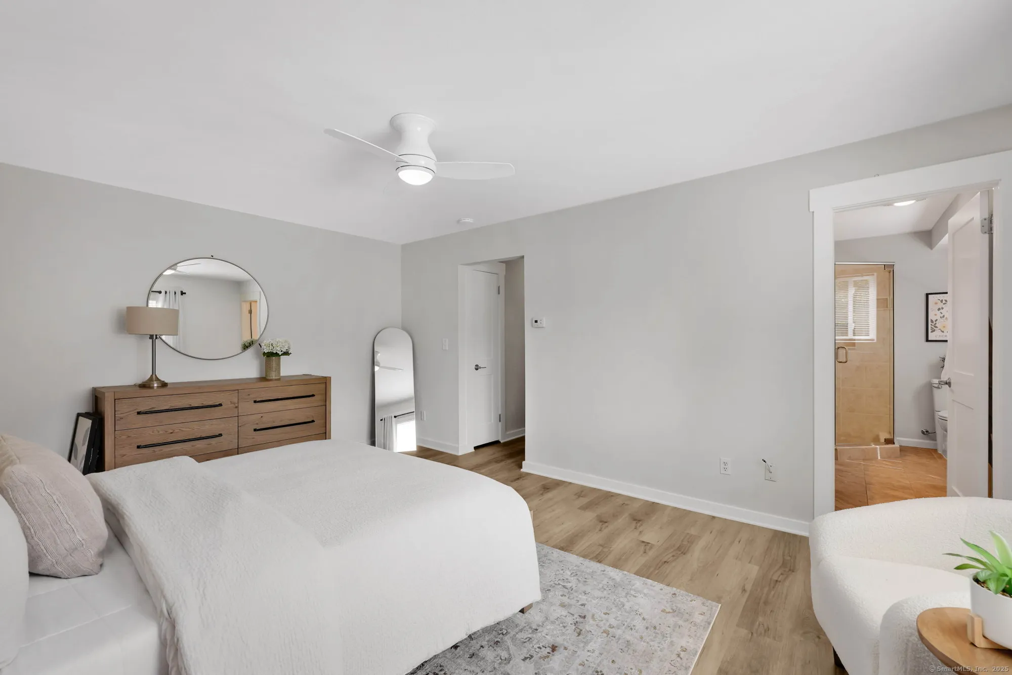 Property Slideshow image 22 of 39 | 617 cherokee ln b, Stratford, CT, 06614