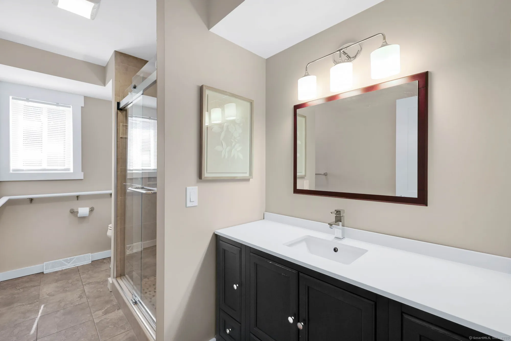 Property Slideshow image 24 of 39 | 617 cherokee ln b, Stratford, CT, 06614