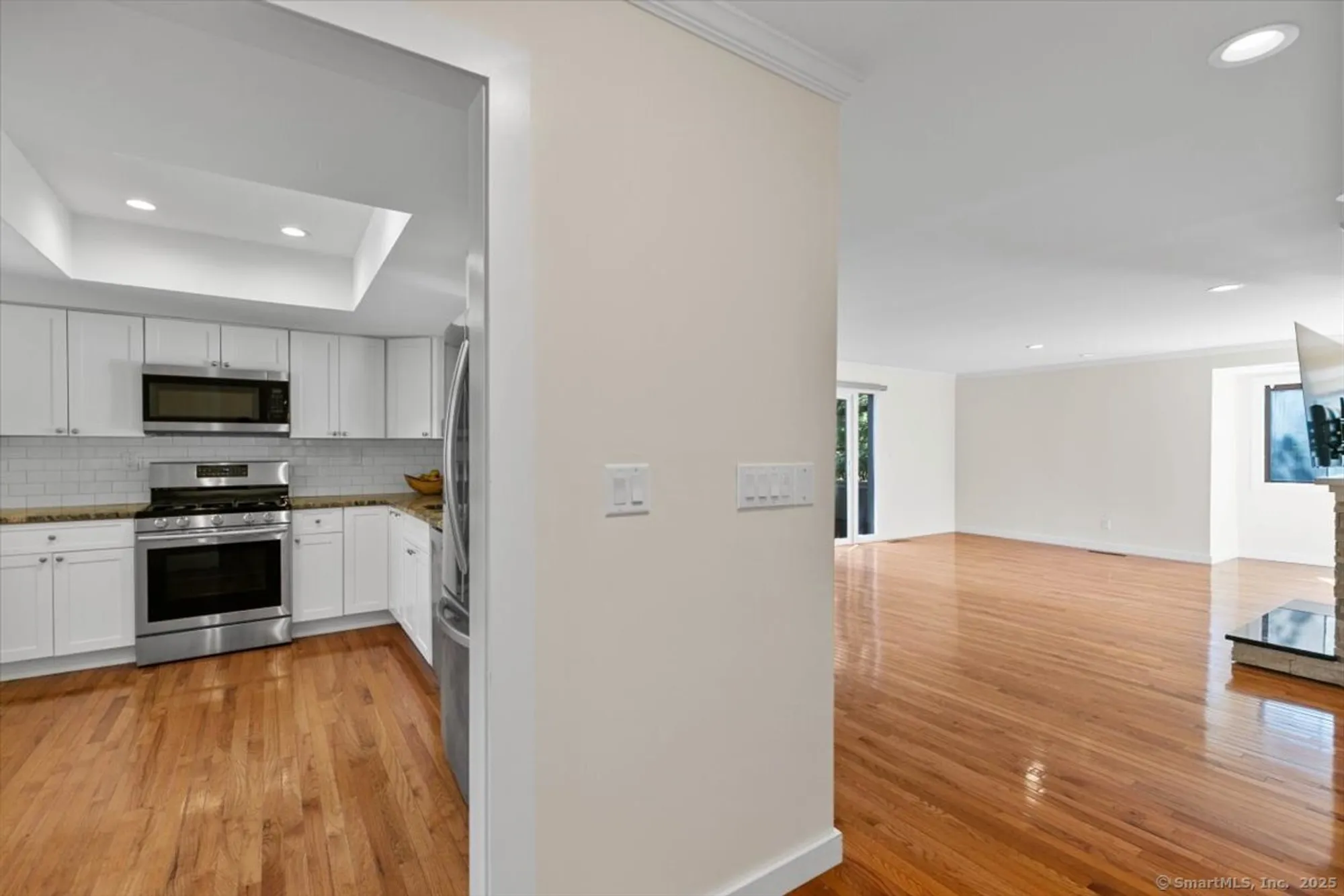 Property Slideshow image 12 of 35 | 543 north trl b, Stratford, CT, 06614