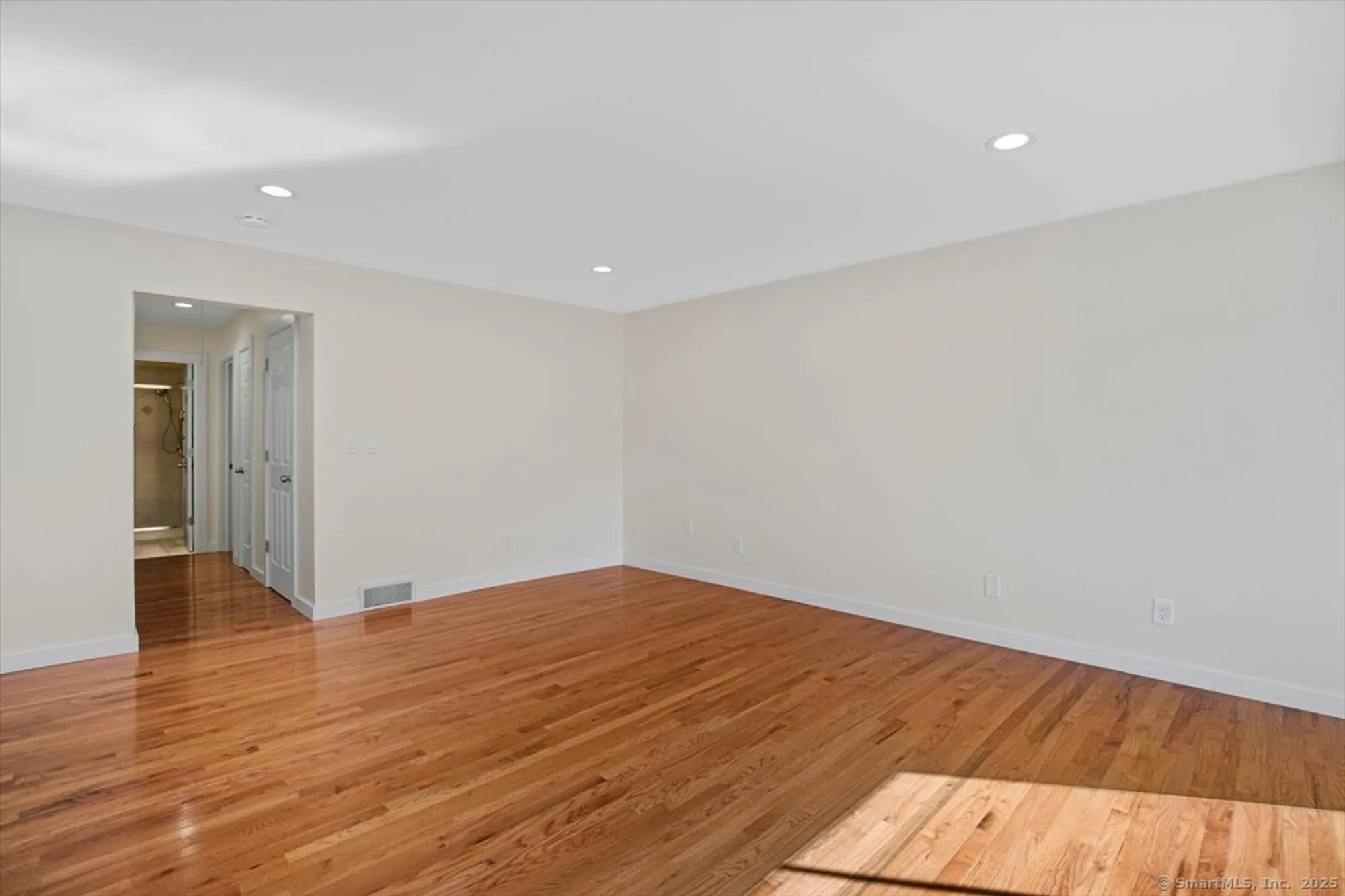 Property Slideshow image 17 of 35 | 543 north trl b, Stratford, CT, 06614