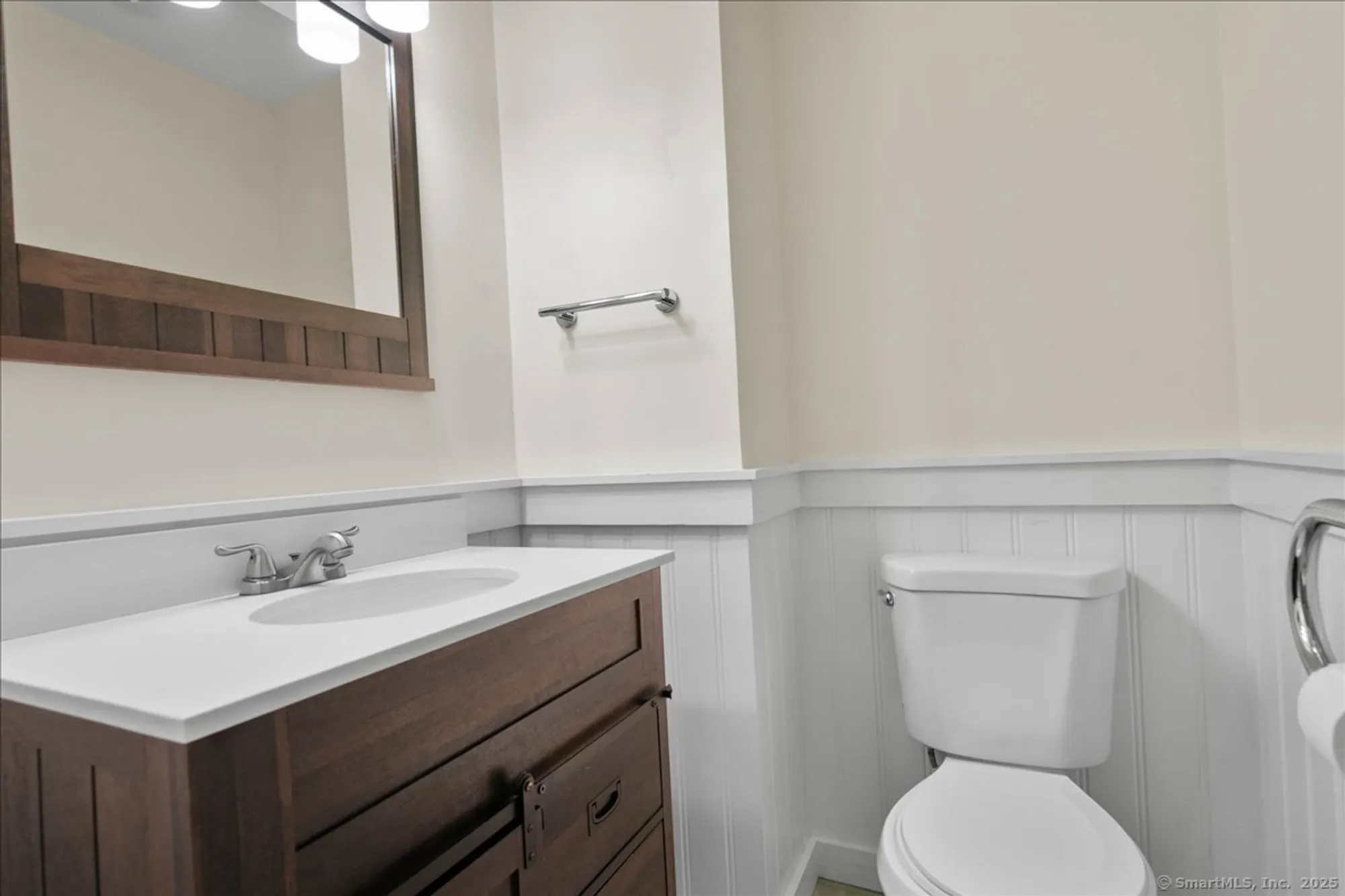 Property Slideshow image 13 of 35 | 543 north trl b, Stratford, CT, 06614