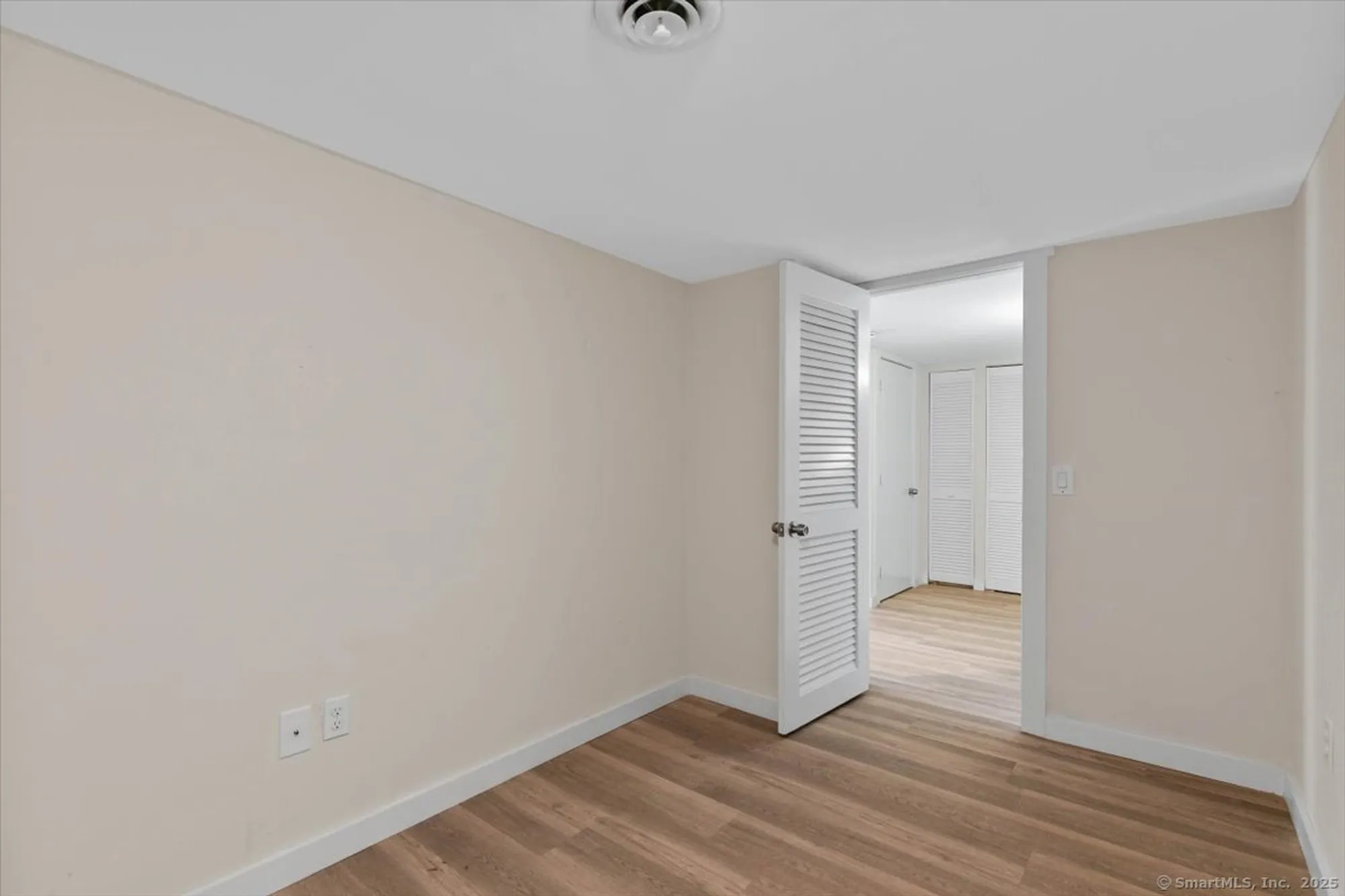 Property Slideshow image 24 of 35 | 543 north trl b, Stratford, CT, 06614