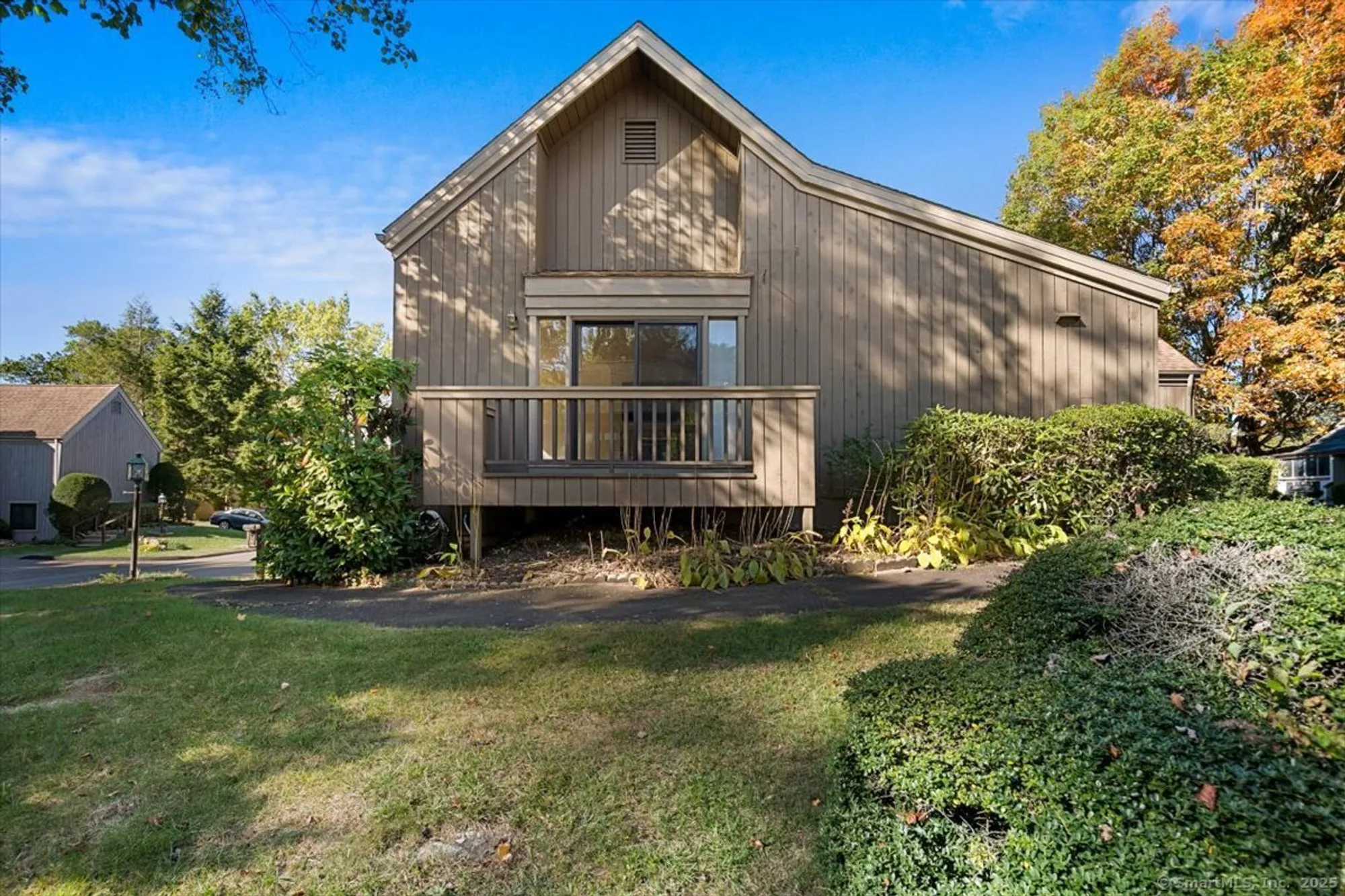 Property Slideshow image 29 of 35 | 543 north trl b, Stratford, CT, 06614