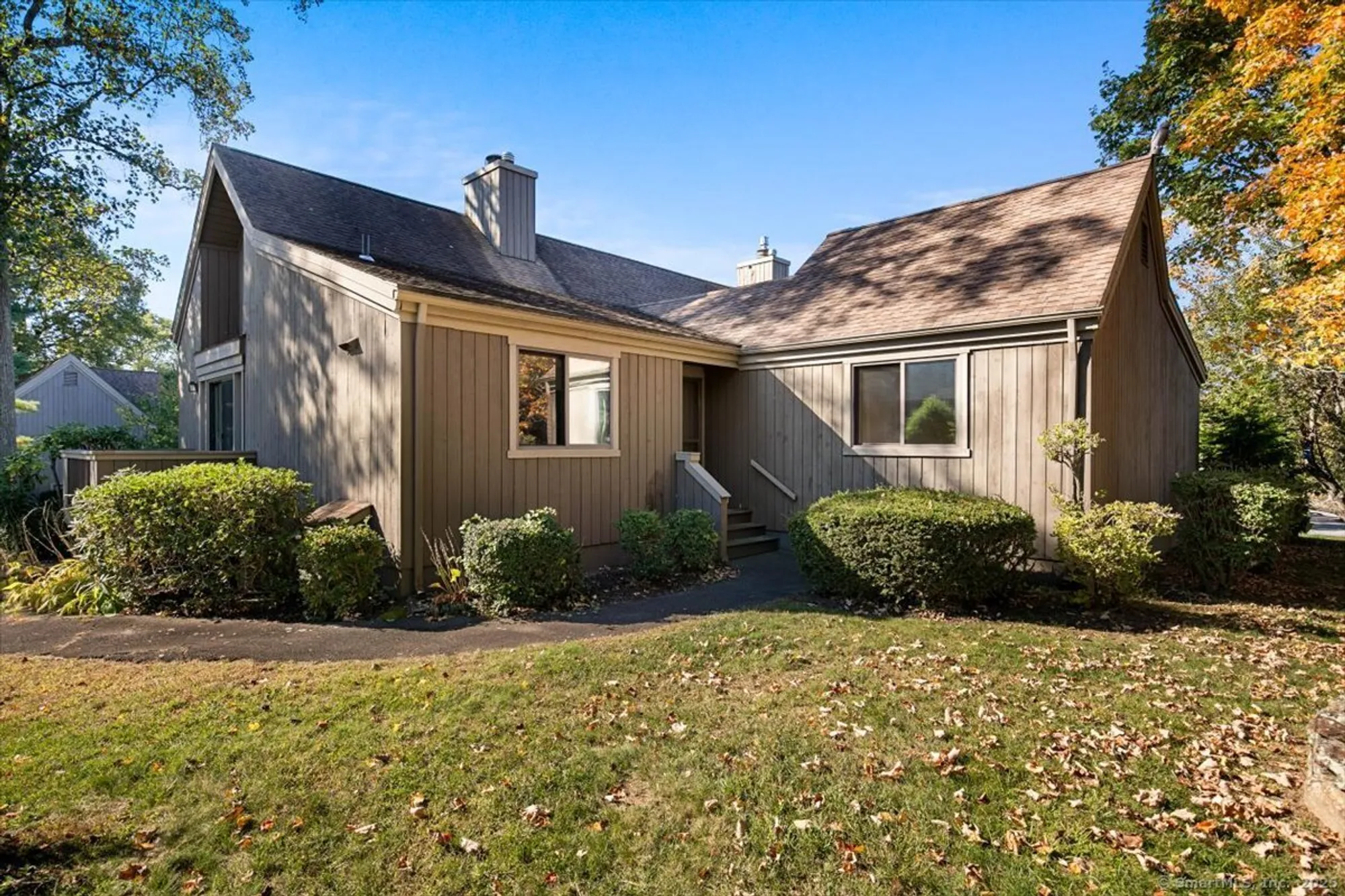 Property Slideshow image 30 of 35 | 543 north trl b, Stratford, CT, 06614