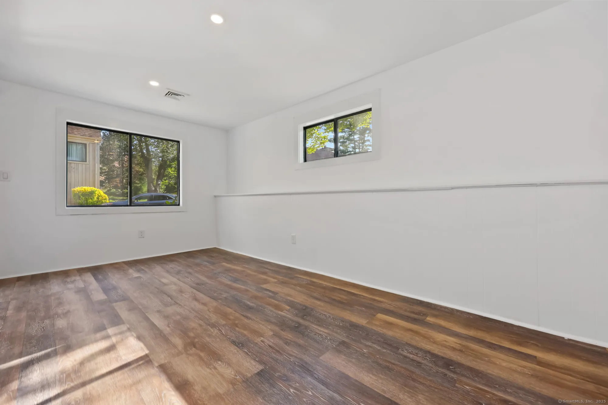 Property Slideshow image 26 of 36 | 488 commanche ln a, Stratford, CT, 06614