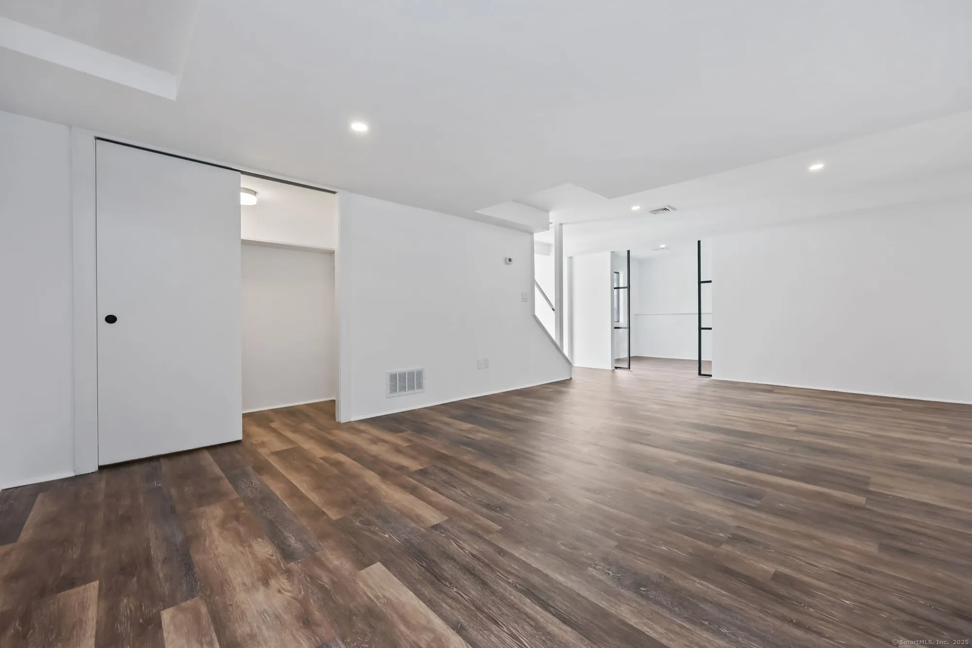 Property Slideshow image 27 of 36 | 488 commanche ln a, Stratford, CT, 06614