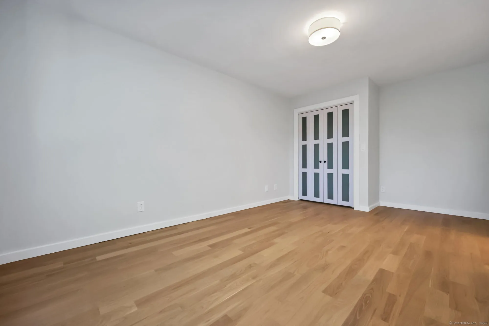 Property Slideshow image 16 of 36 | 488 commanche ln a, Stratford, CT, 06614