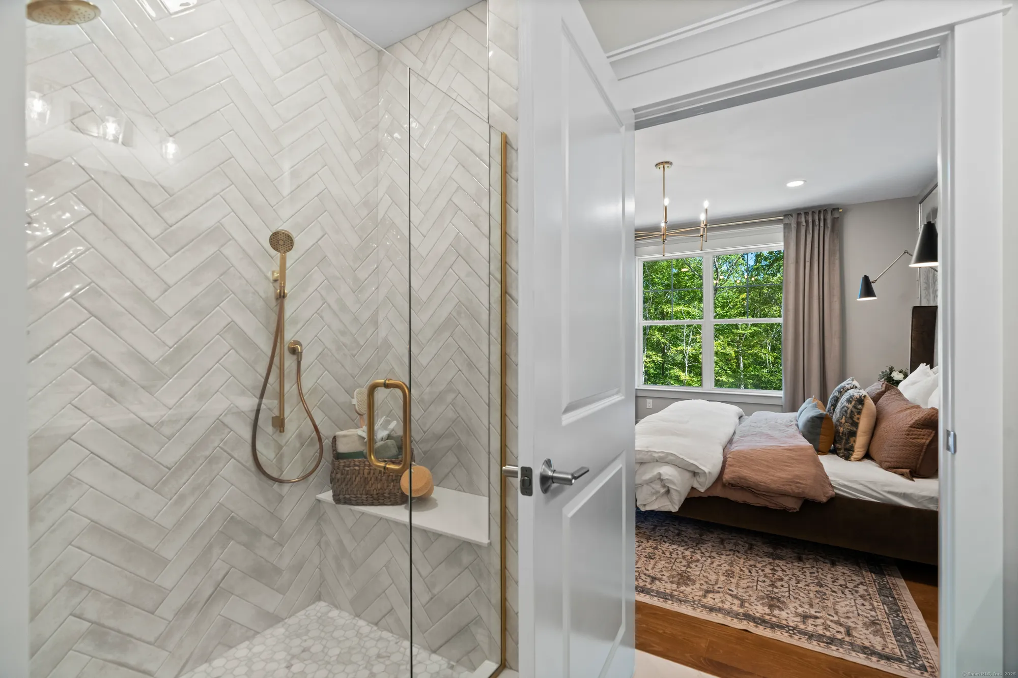 Property Slideshow image 20 of 39 | 1113 st andrews dr 17, Oxford, CT, 06478