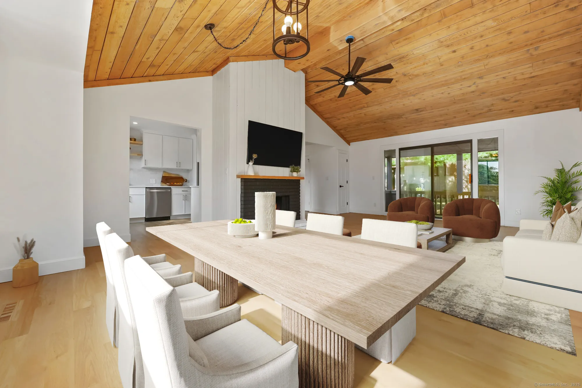 Property Slideshow image 4 of 36 | 488 commanche ln a, Stratford, CT, 06614