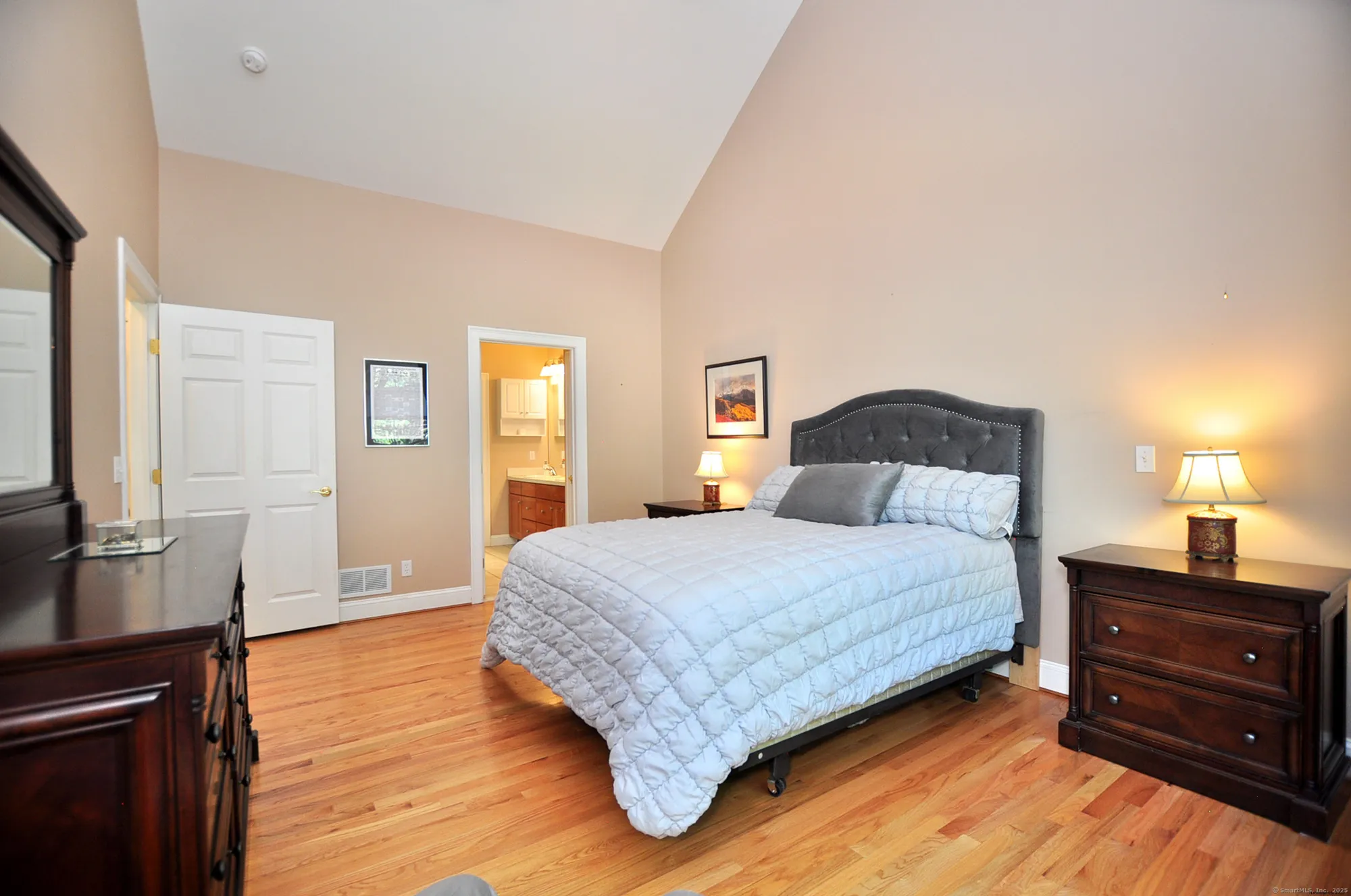 Property Slideshow image 21 of 39 | 77 hunt glen dr # 77, Granby, CT, 06035