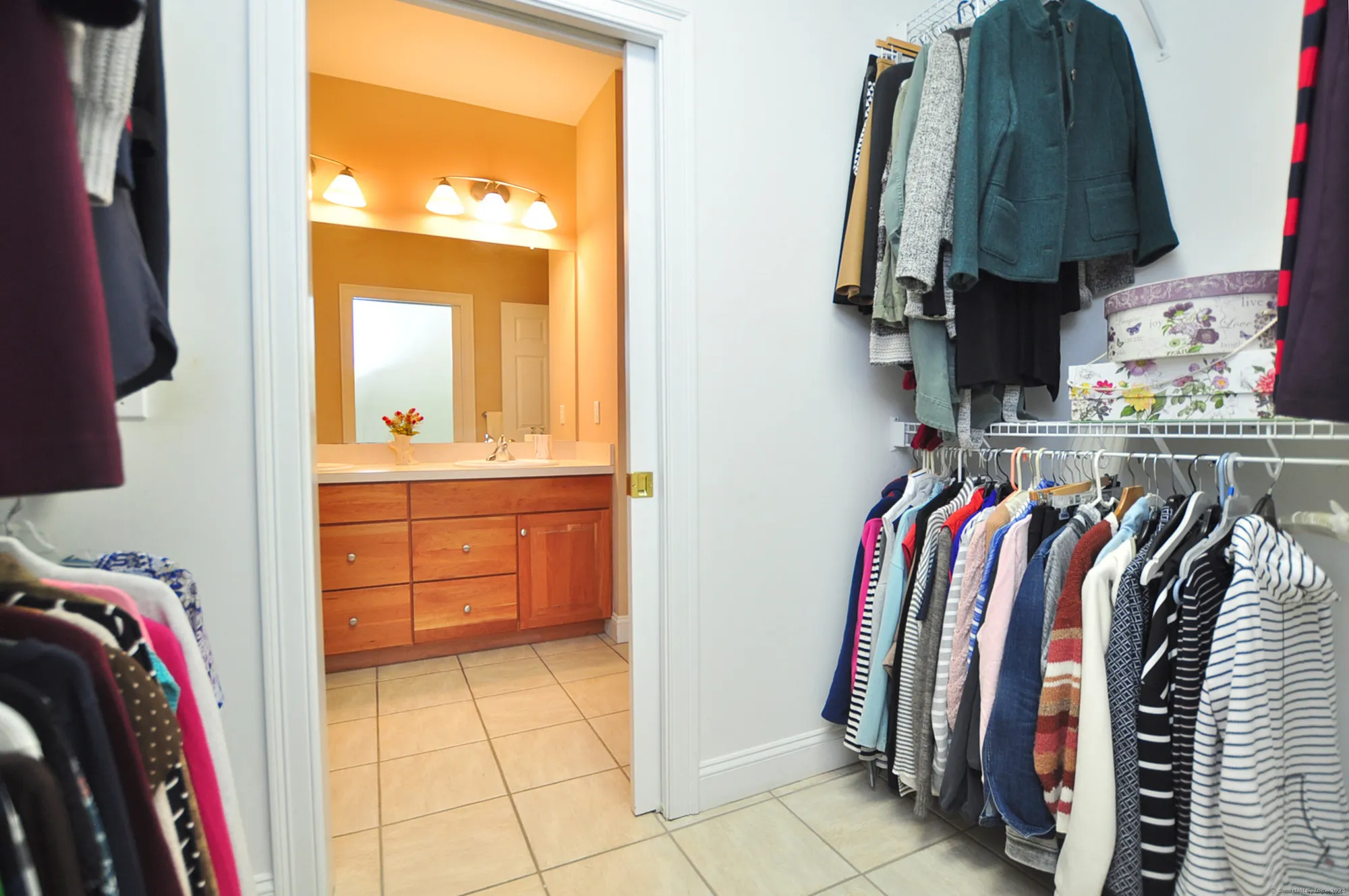 Property Slideshow image 24 of 39 | 77 hunt glen dr # 77, Granby, CT, 06035