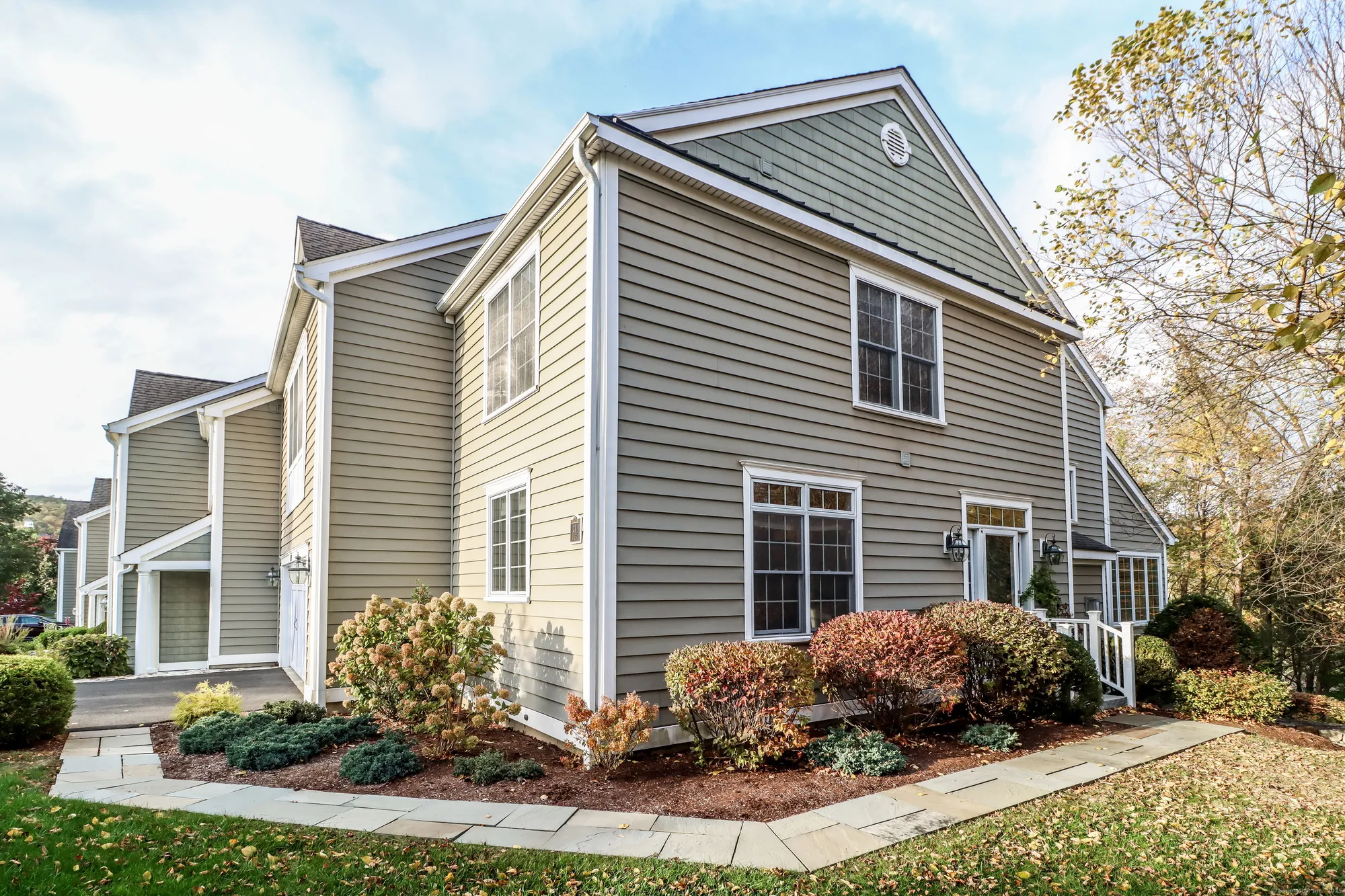 Property Slideshow image 35 of 35 | 21 great heron ln # 21, Brookfield, CT, 06804