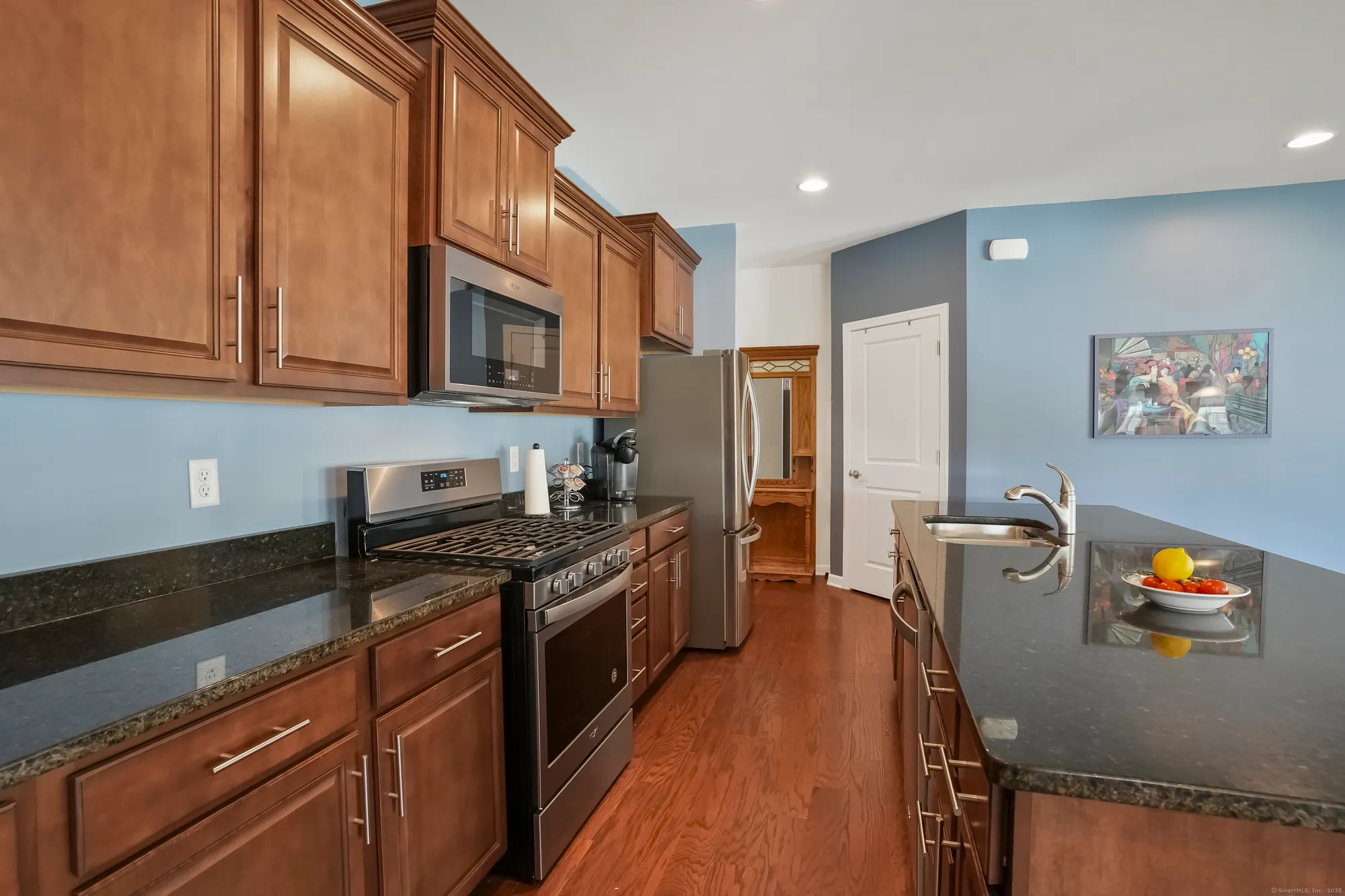 Property Slideshow image 12 of 38 | 712 championship dr # 712, Oxford, CT, 06478