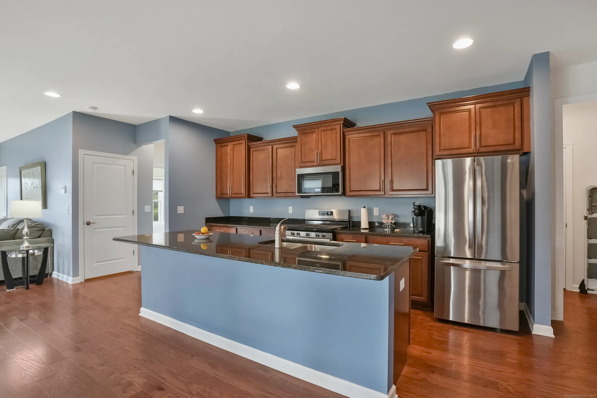 Property Slideshow image 9 of 38 | 712 championship dr # 712, Oxford, CT, 06478