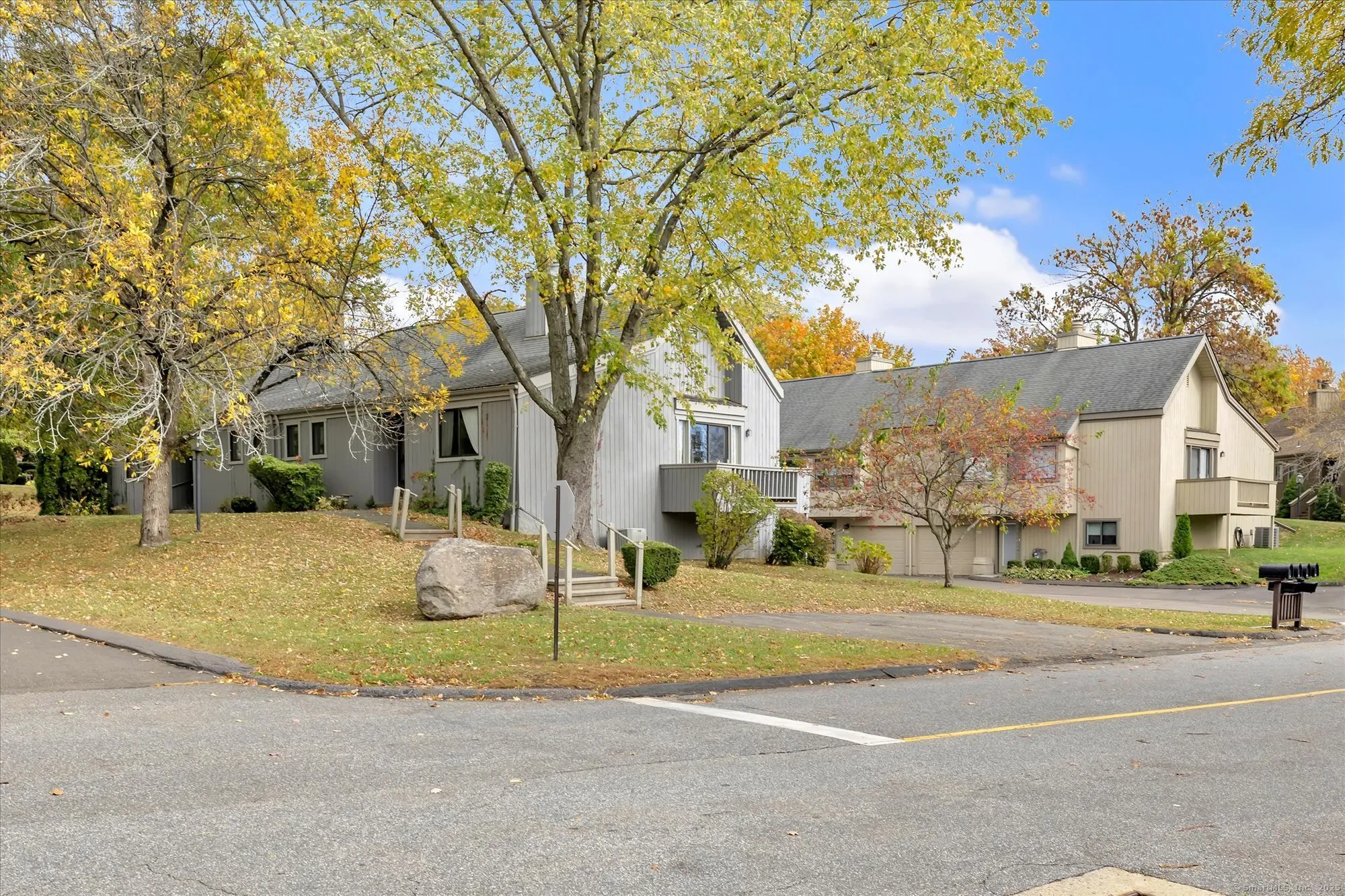 Property Slideshow image 2 of 39 | , Stratford, CT, 06614