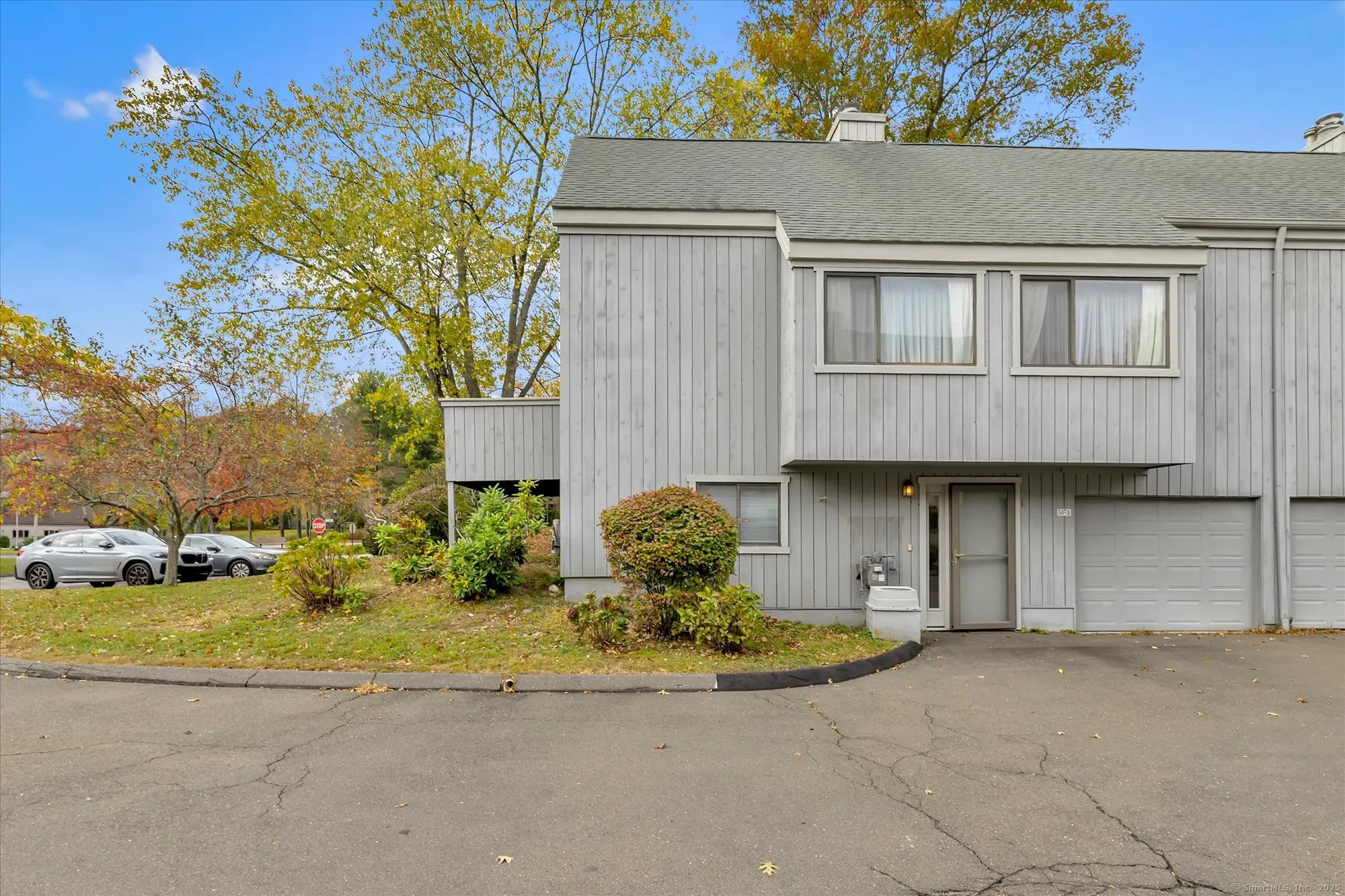 Property Slideshow image 30 of 39 | , Stratford, CT, 06614