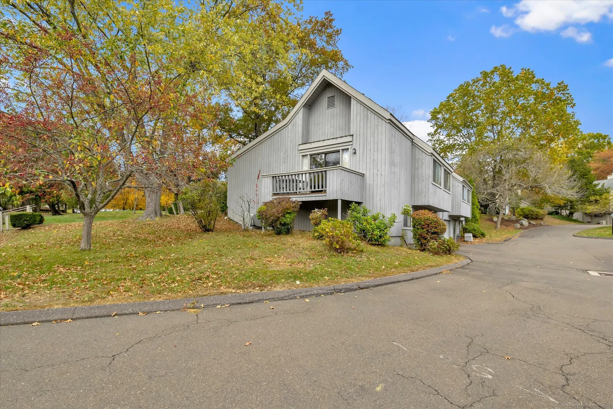 Property Slideshow image 31 of 39 | , Stratford, CT, 06614