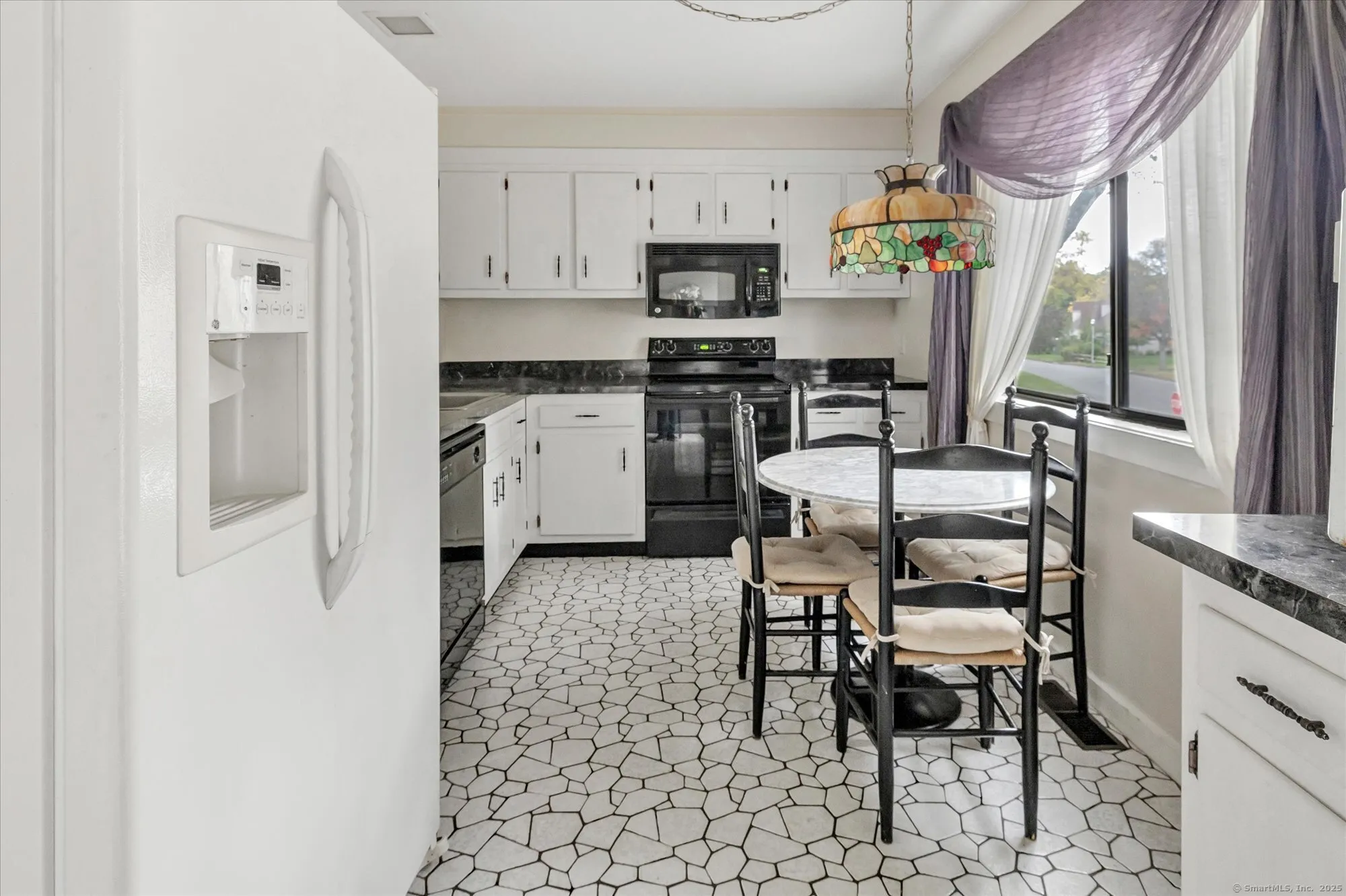 Property Slideshow image 5 of 39 | , Stratford, CT, 06614