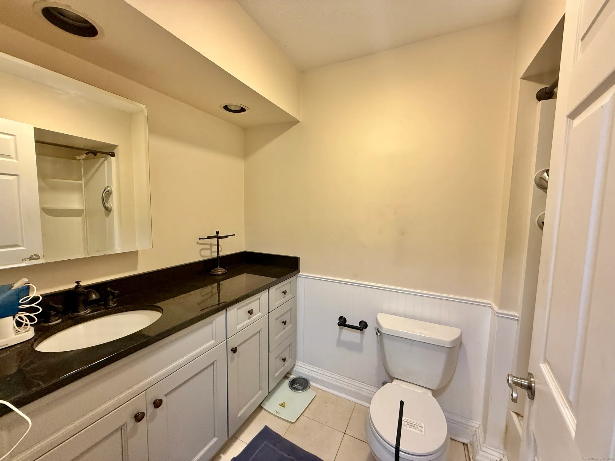 Property Slideshow image 11 of 17 | 643 heritage vlg a, Southbury, CT, 06488