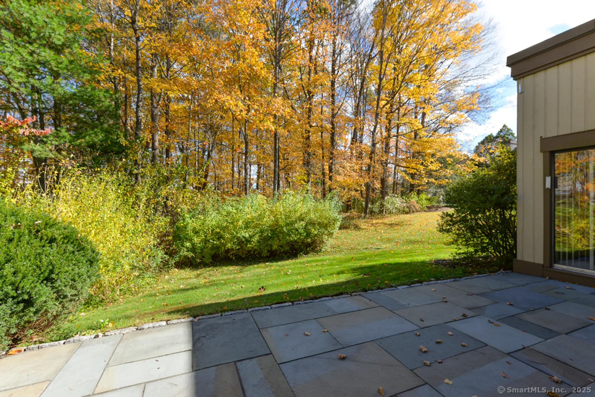 Property Slideshow image 17 of 19 | 69 heritage vlg e, Southbury, CT, 06488