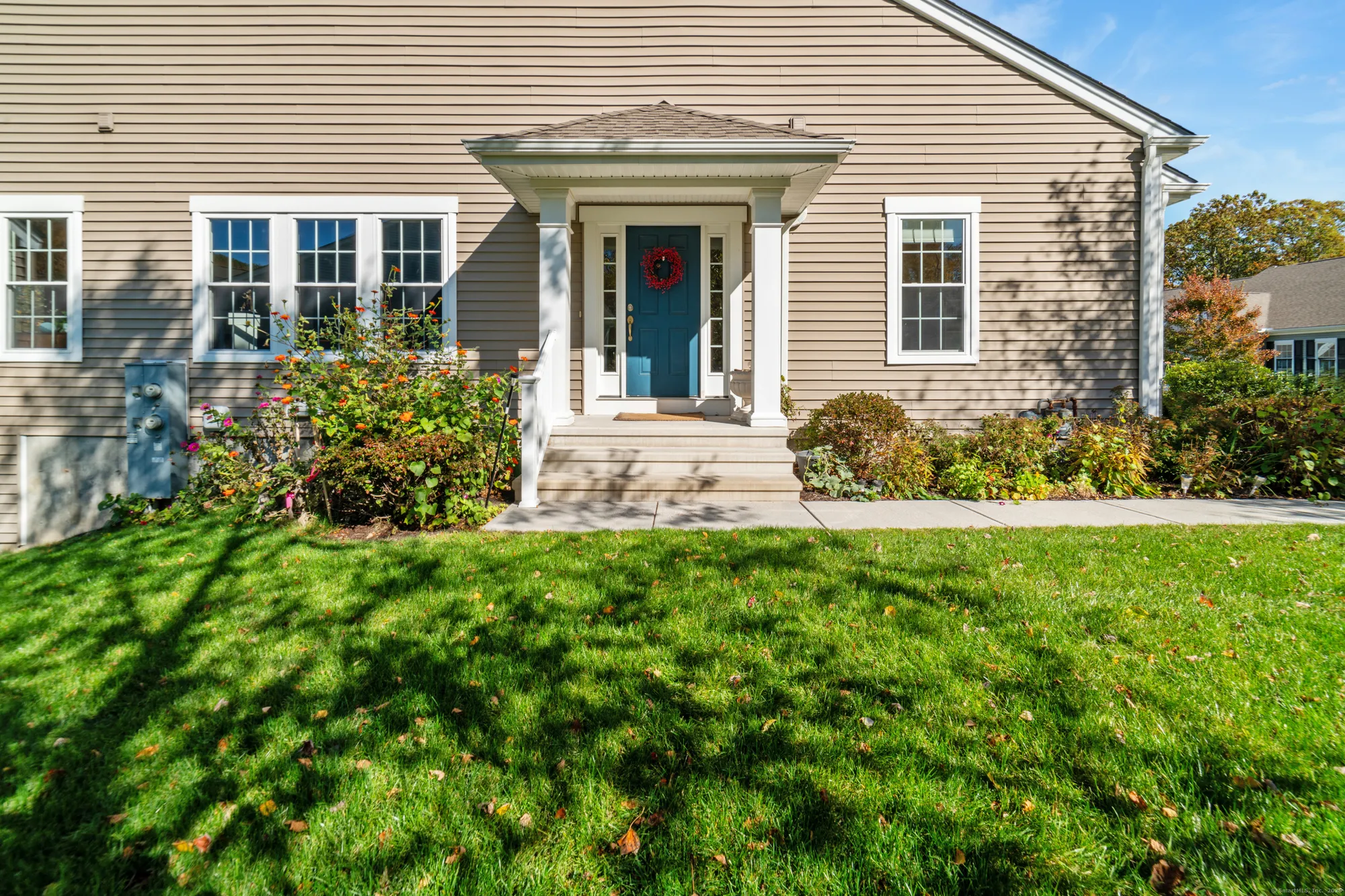 Property Slideshow image 7 of 40 | 709 championship dr # 709, Oxford, CT, 06478