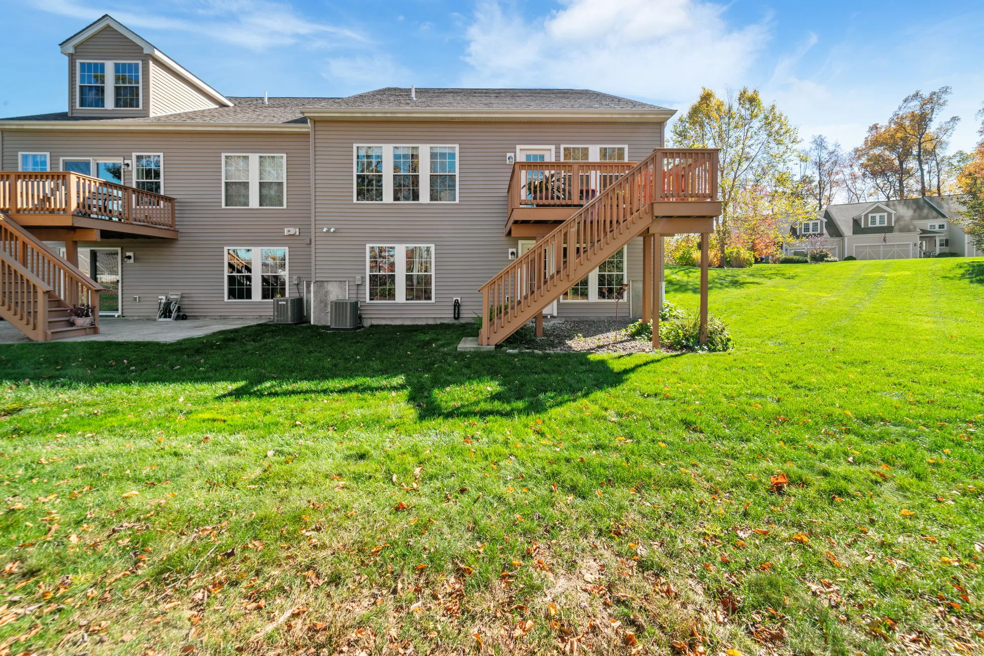 Property Slideshow image 36 of 40 | 709 championship dr # 709, Oxford, CT, 06478