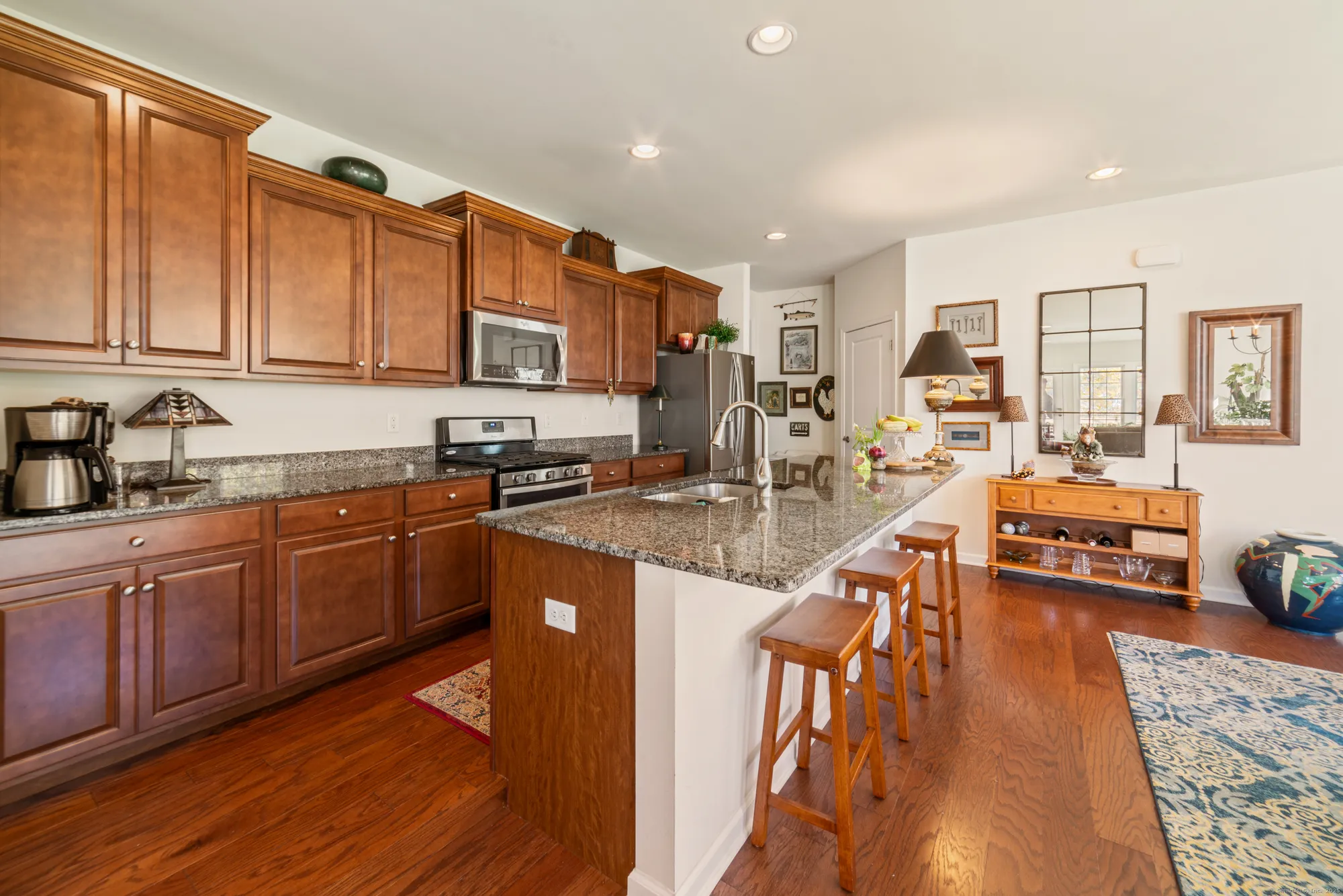 Property Slideshow image 1 of 40 | 709 championship dr # 709, Oxford, CT, 06478