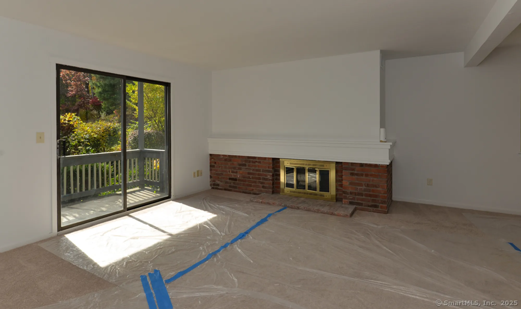 Property Slideshow image 6 of 17 | 44 heritage vlg f, Southbury, CT, 06488