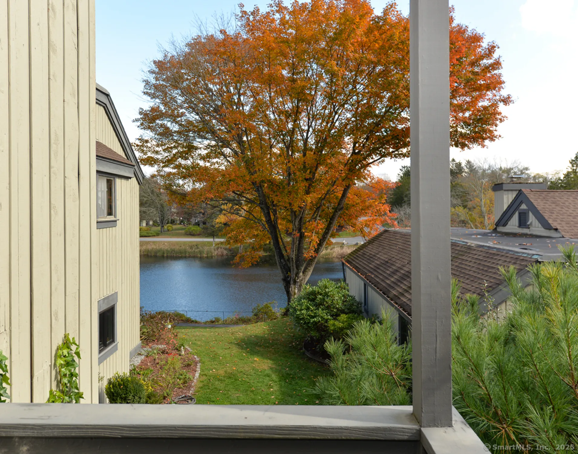 Property Slideshow image 2 of 17 | 44 heritage vlg f, Southbury, CT, 06488
