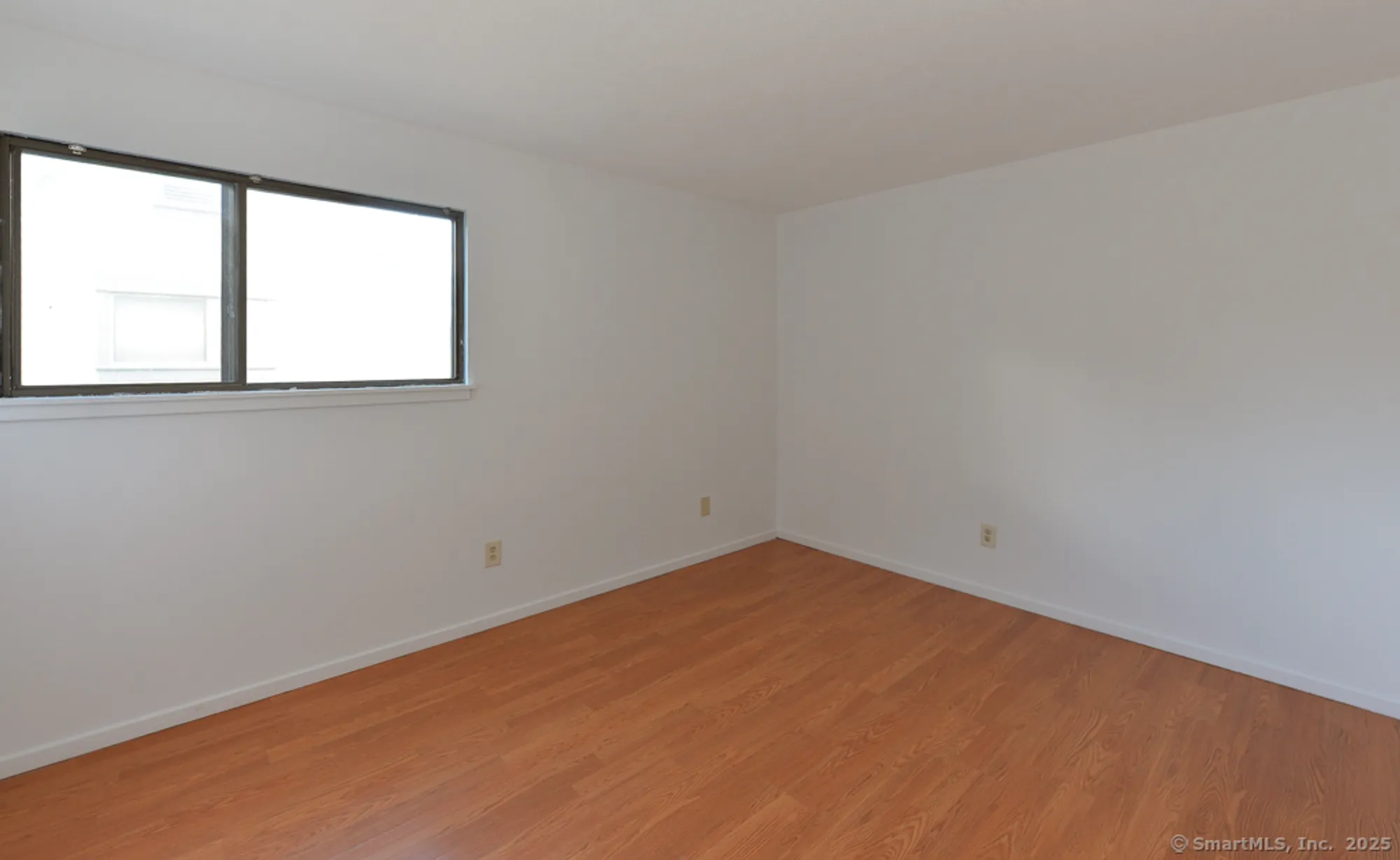 Property Slideshow image 15 of 17 | 44 heritage vlg f, Southbury, CT, 06488