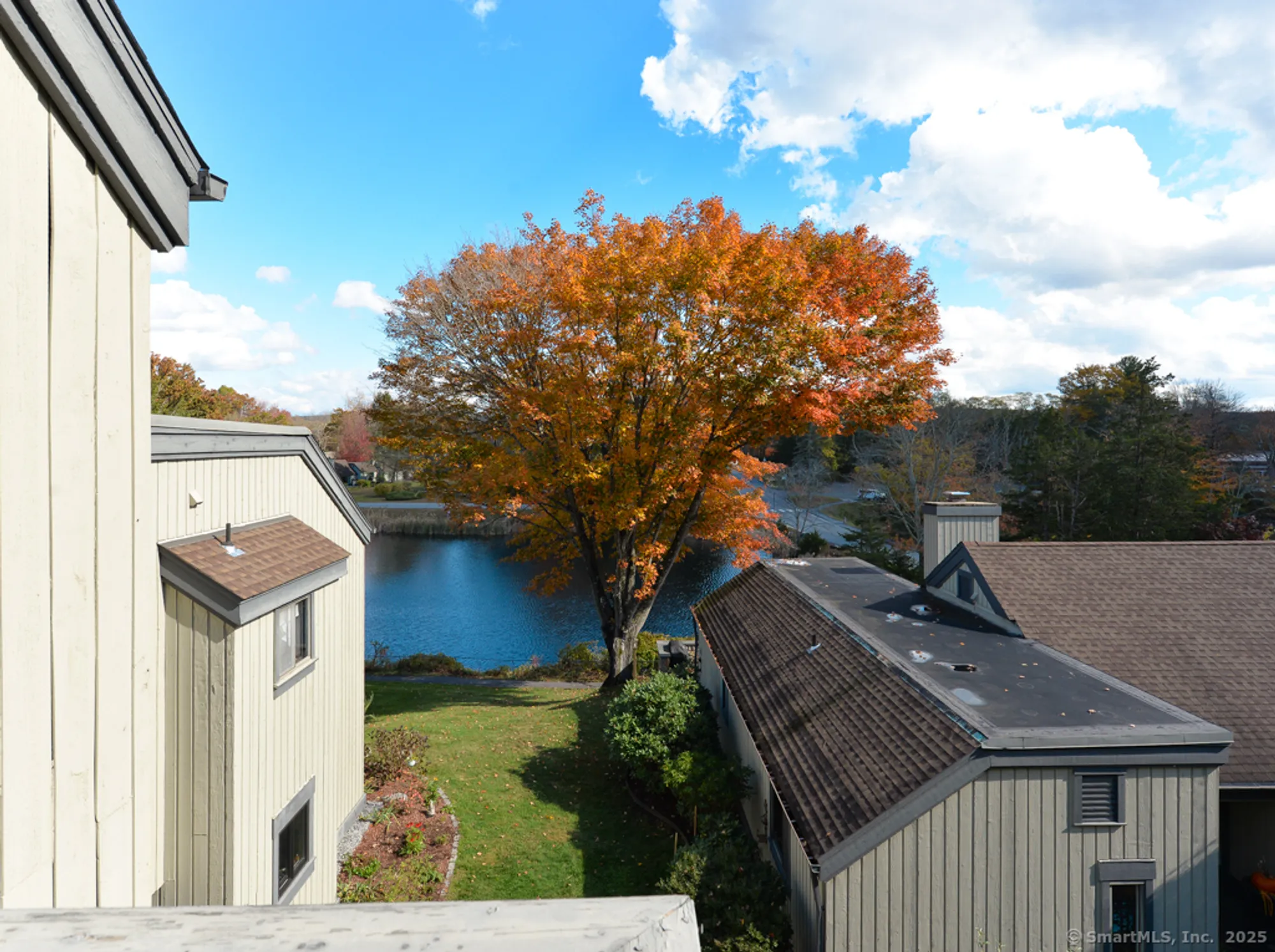 Property Slideshow image 17 of 17 | 44 heritage vlg f, Southbury, CT, 06488