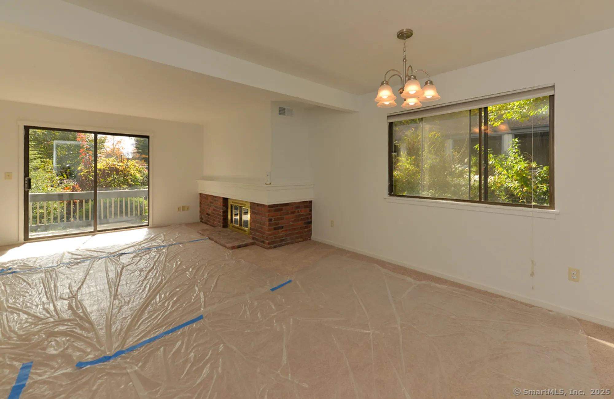 Property Slideshow image 4 of 17 | 44 heritage vlg f, Southbury, CT, 06488