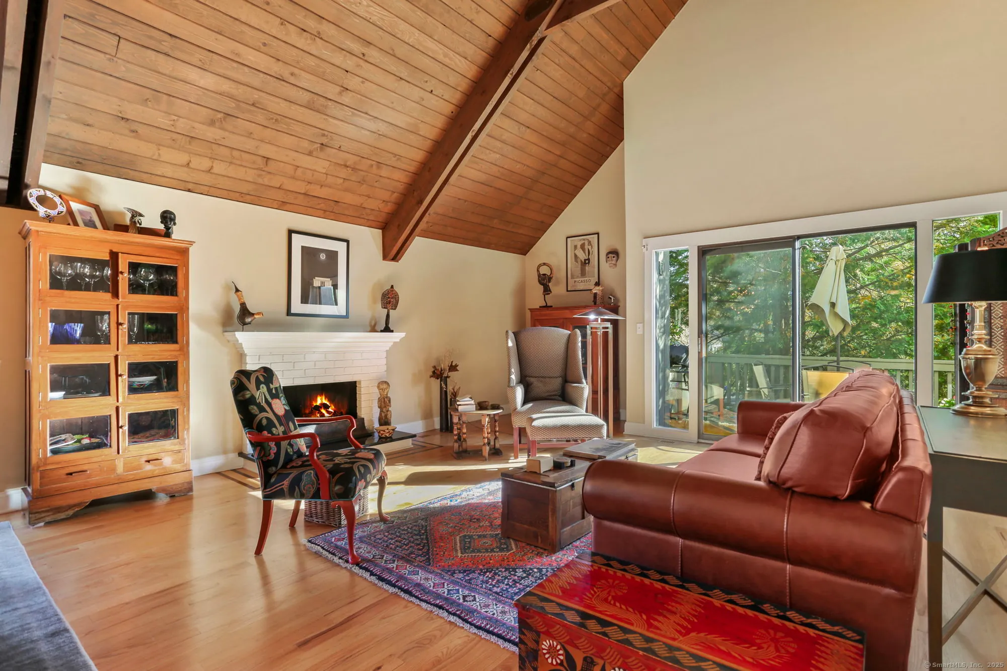 Property Slideshow image 8 of 32 | 375 piute ln a, Stratford, CT, 06614