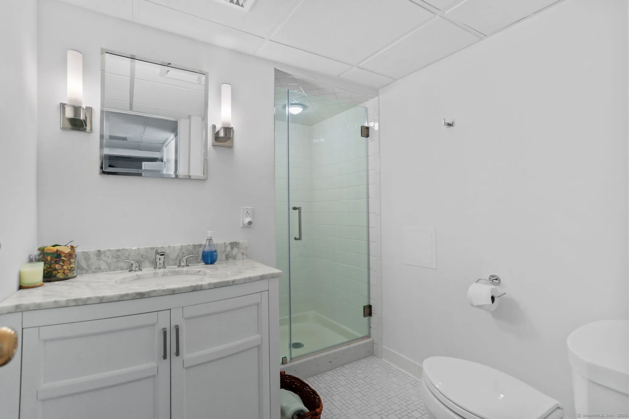 Property Slideshow image 22 of 32 | 375 piute ln a, Stratford, CT, 06614