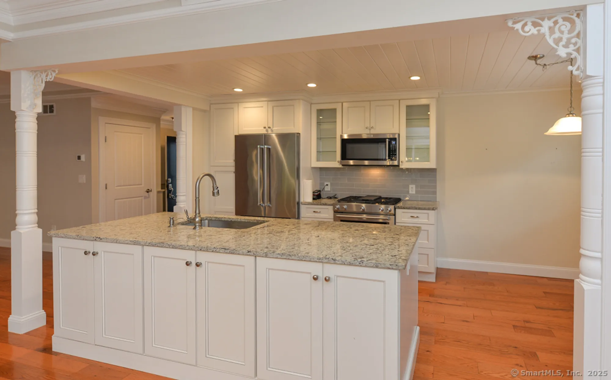 Property Slideshow image 5 of 18 | 862 heritage vlg a, Southbury, CT, 06488