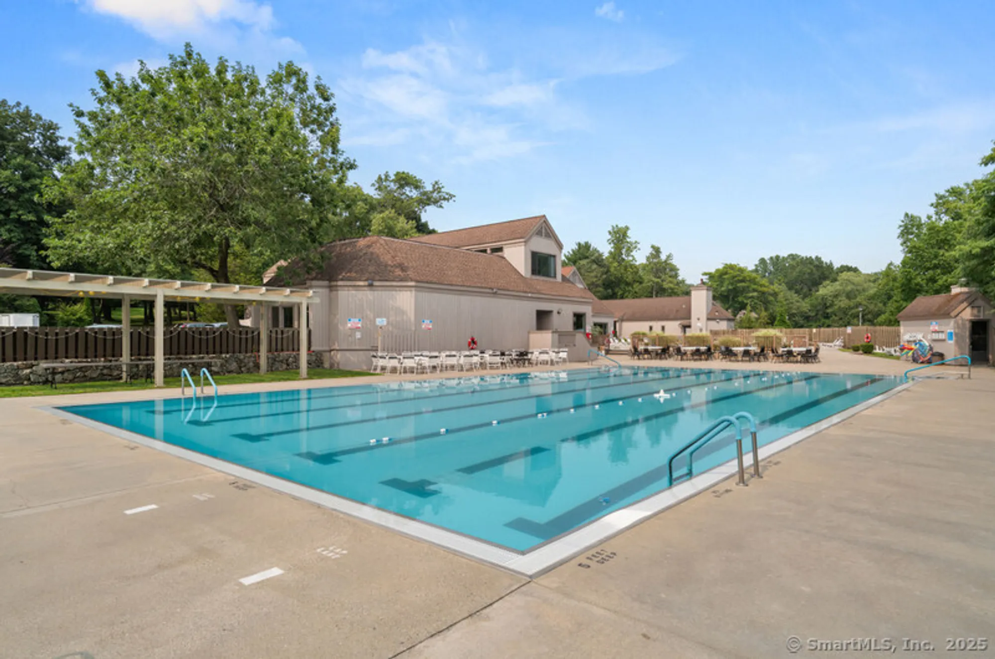 Property Slideshow image 25 of 32 | 375 piute ln a, Stratford, CT, 06614