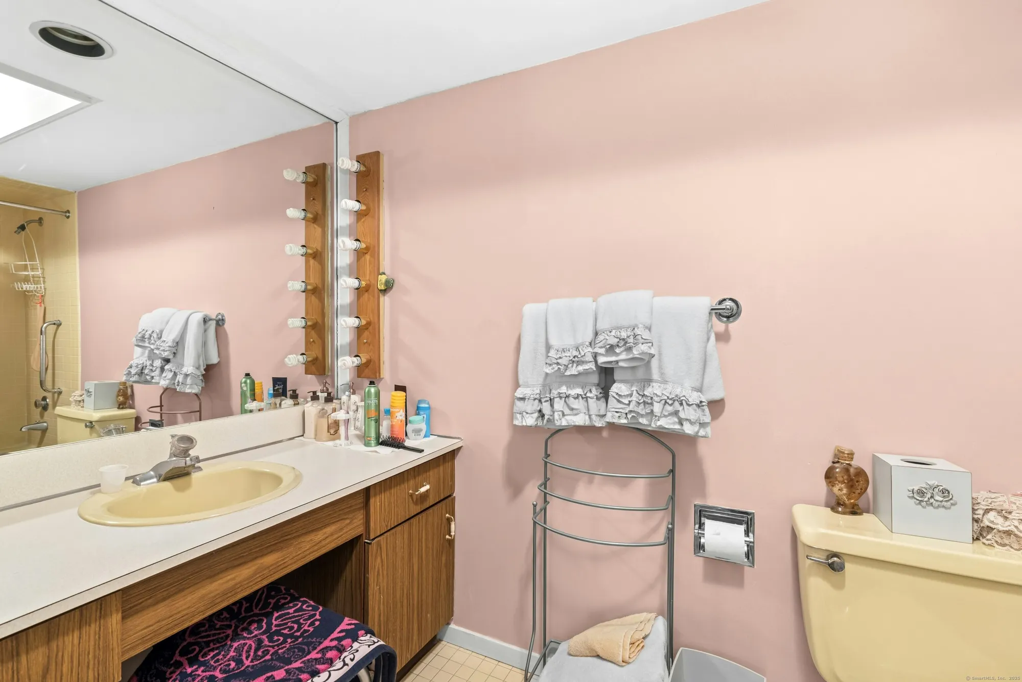 Property Slideshow image 14 of 21 | 214 heritage vlg a, Southbury, CT, 06488