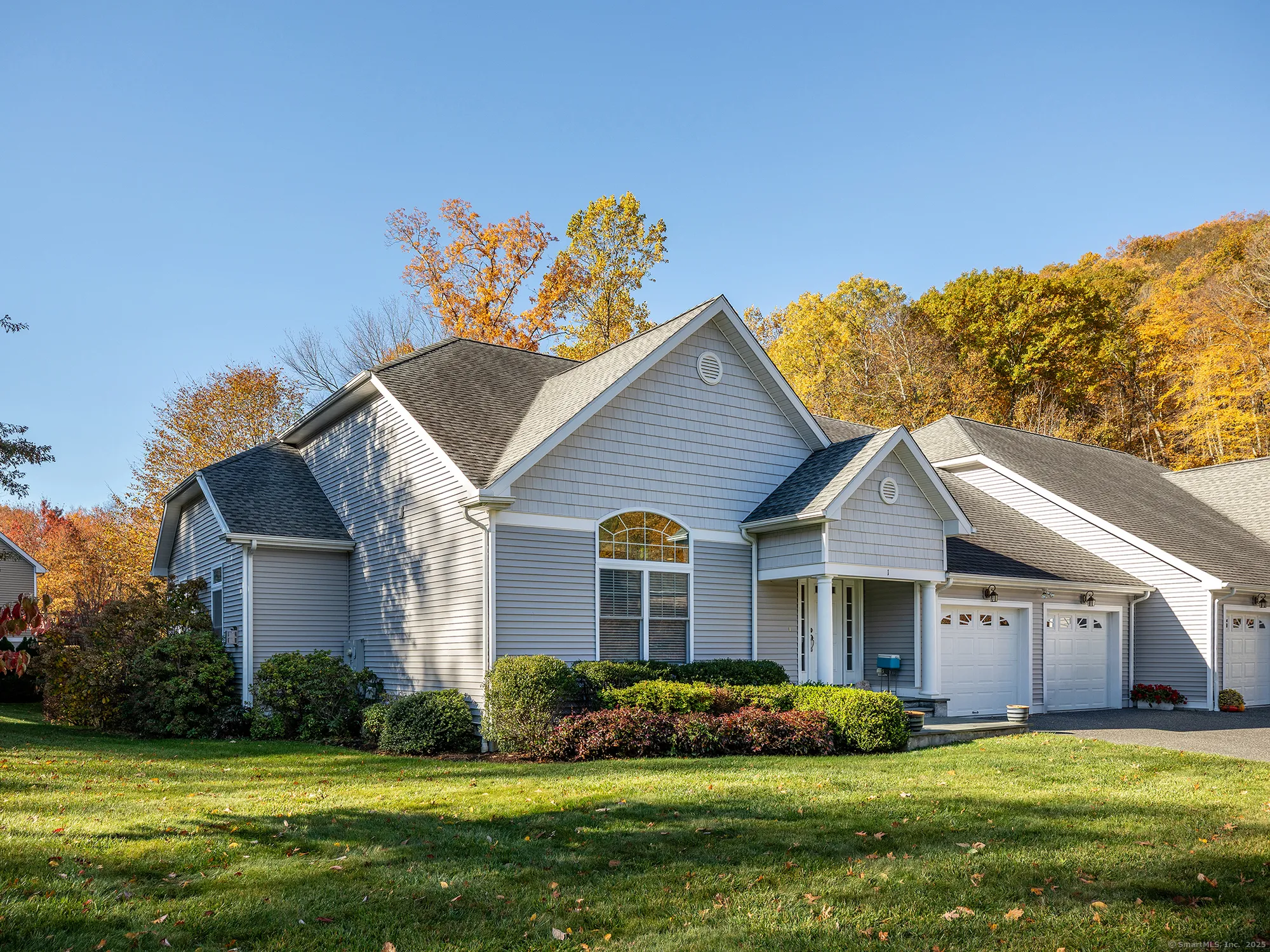 Property Slideshow image 2 of 19 | 1 blossom ct # 1, New Milford, CT, 06776