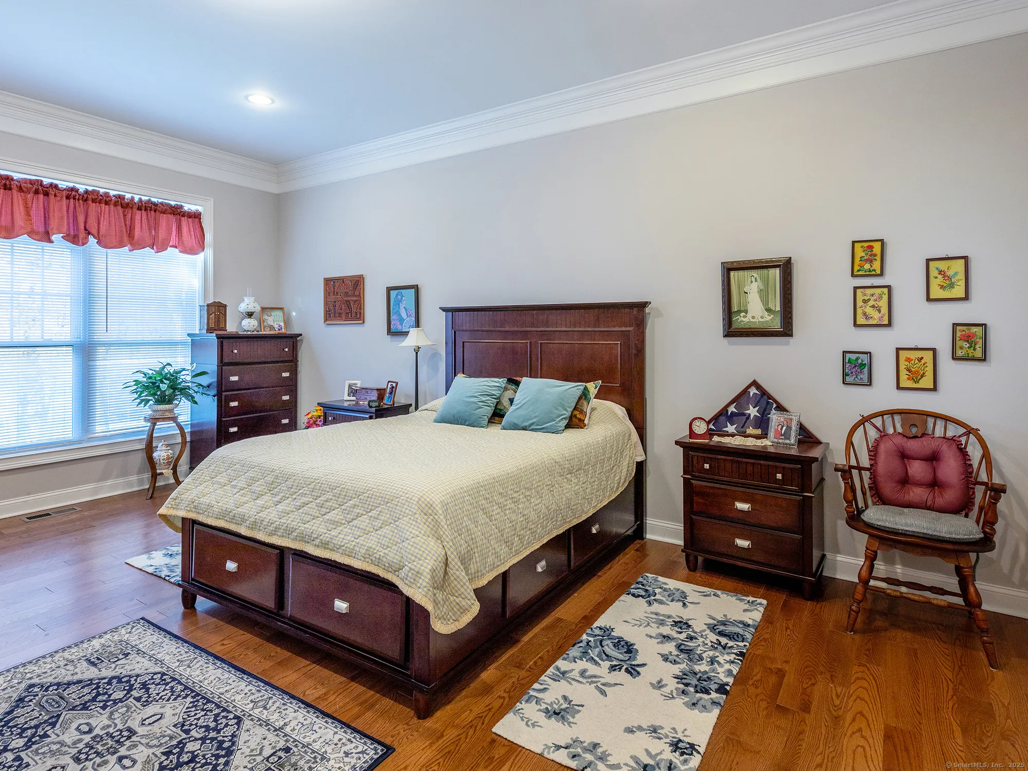 Property Slideshow image 14 of 19 | 1 blossom ct # 1, New Milford, CT, 06776