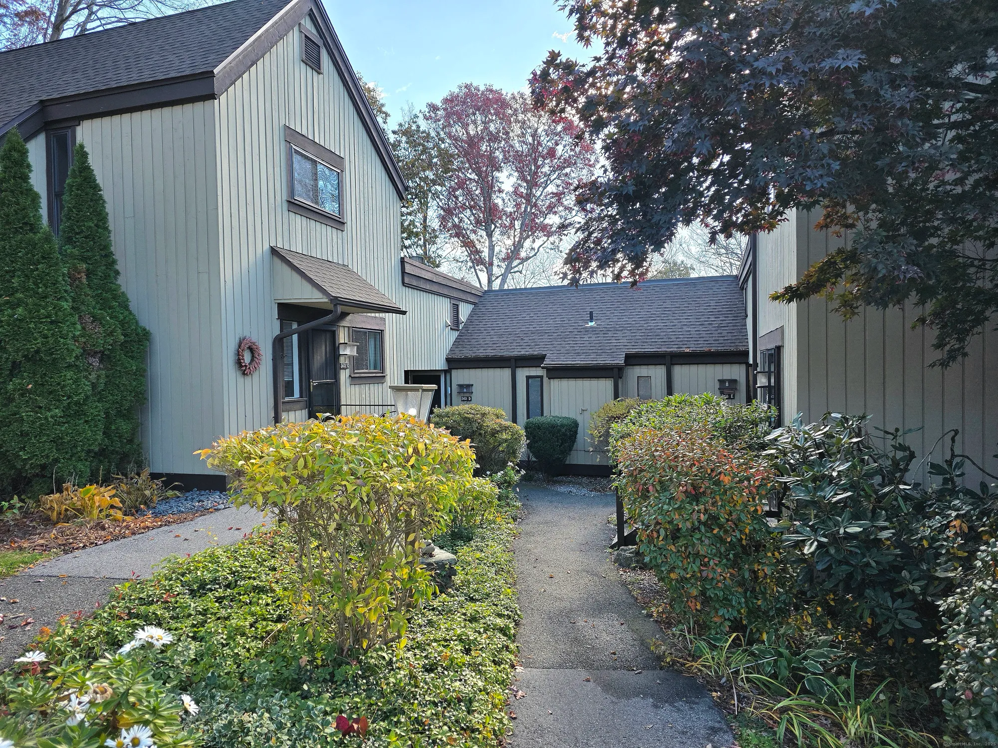 Property Slideshow image 2 of 39 | 563 heritage vlg f, Southbury, CT, 06488
