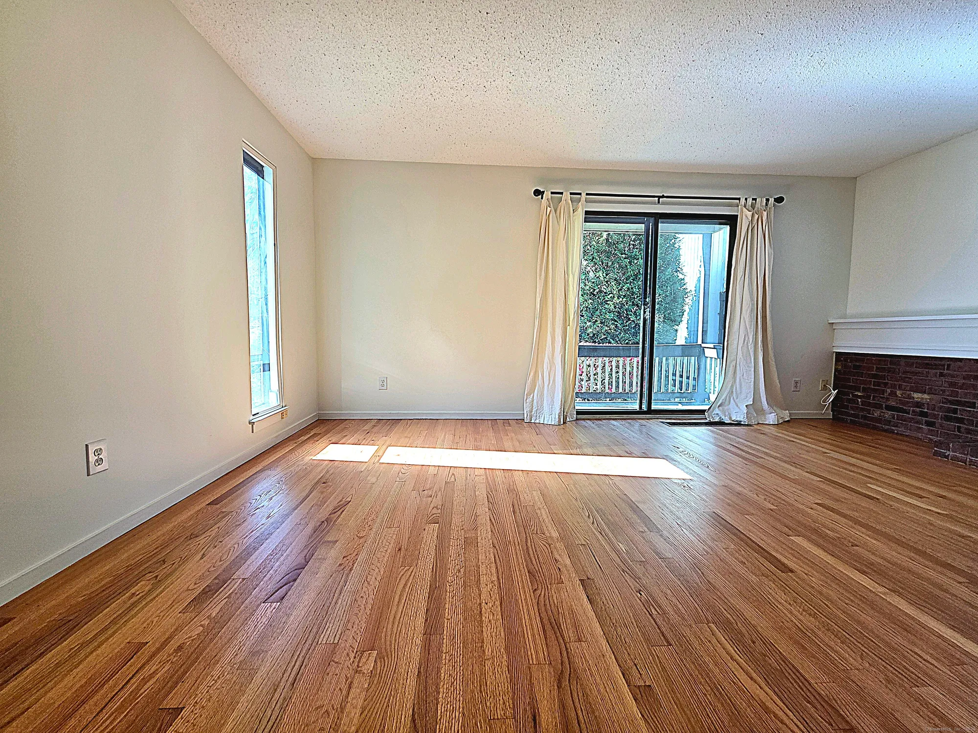 Property Slideshow image 11 of 39 | 563 heritage vlg f, Southbury, CT, 06488
