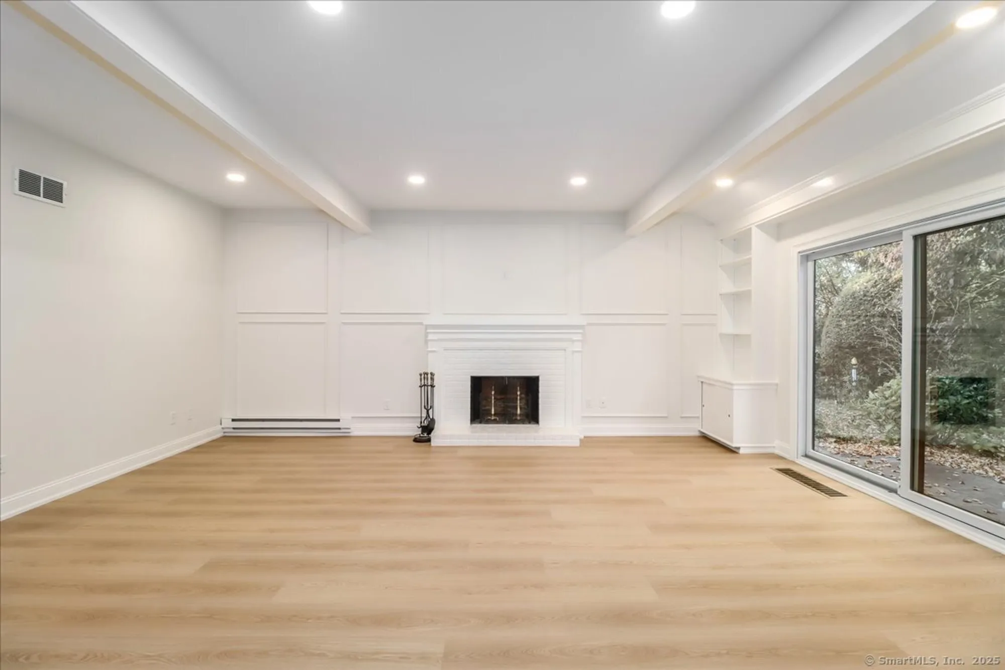 Property Slideshow image 9 of 27 | 929 heritage vlg b, Southbury, CT, 06488