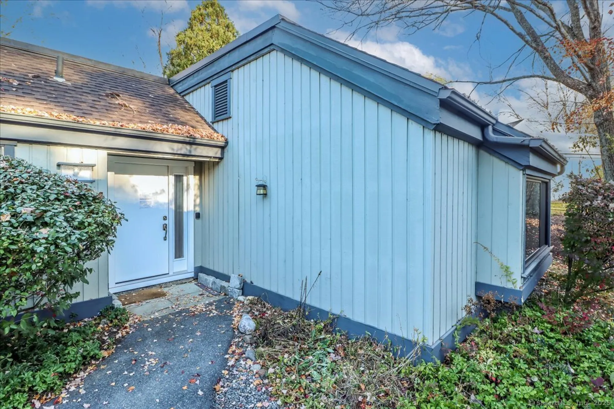 Property Slideshow image 20 of 27 | 929 heritage vlg b, Southbury, CT, 06488