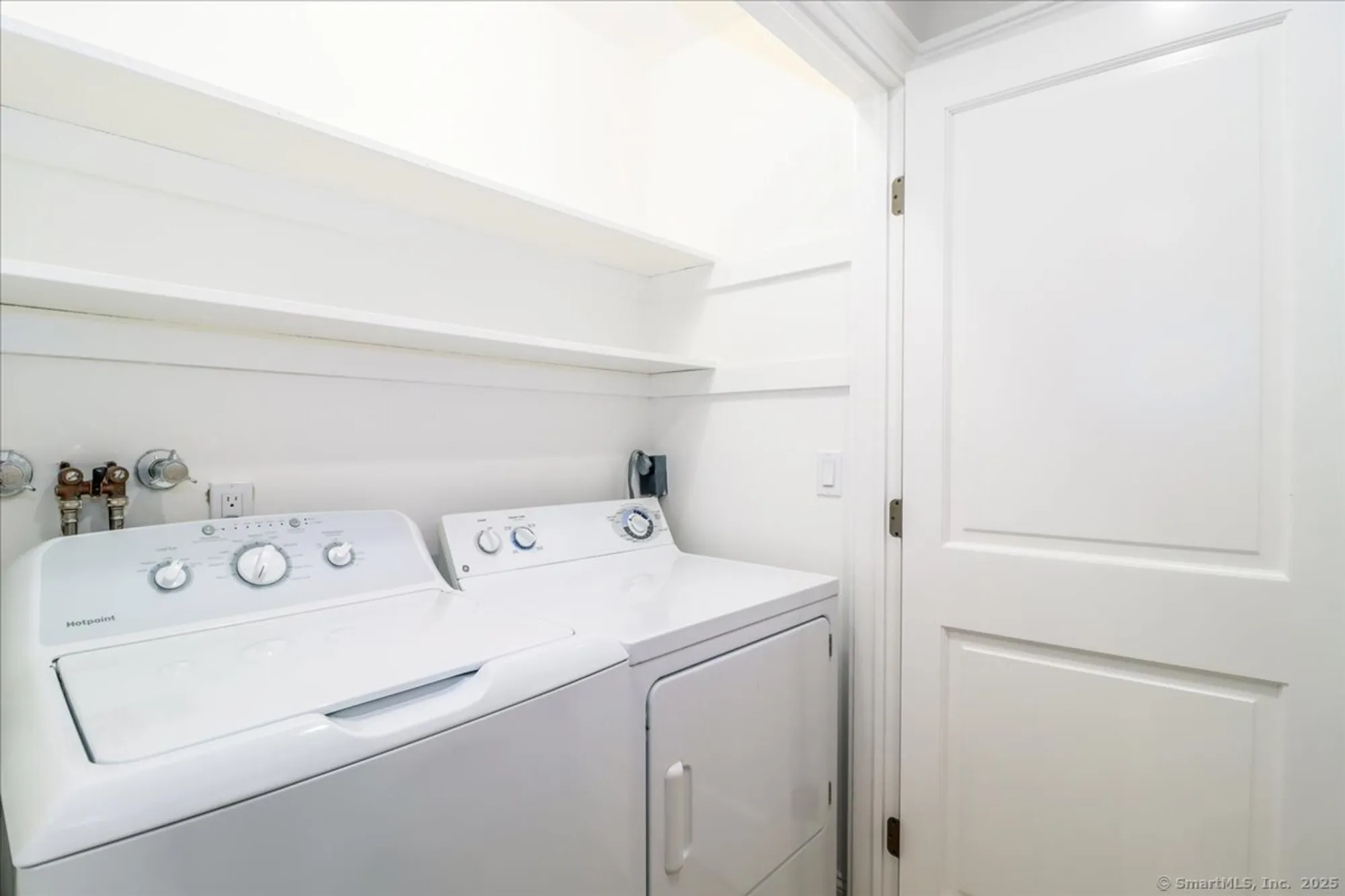 Property Slideshow image 18 of 27 | 929 heritage vlg b, Southbury, CT, 06488