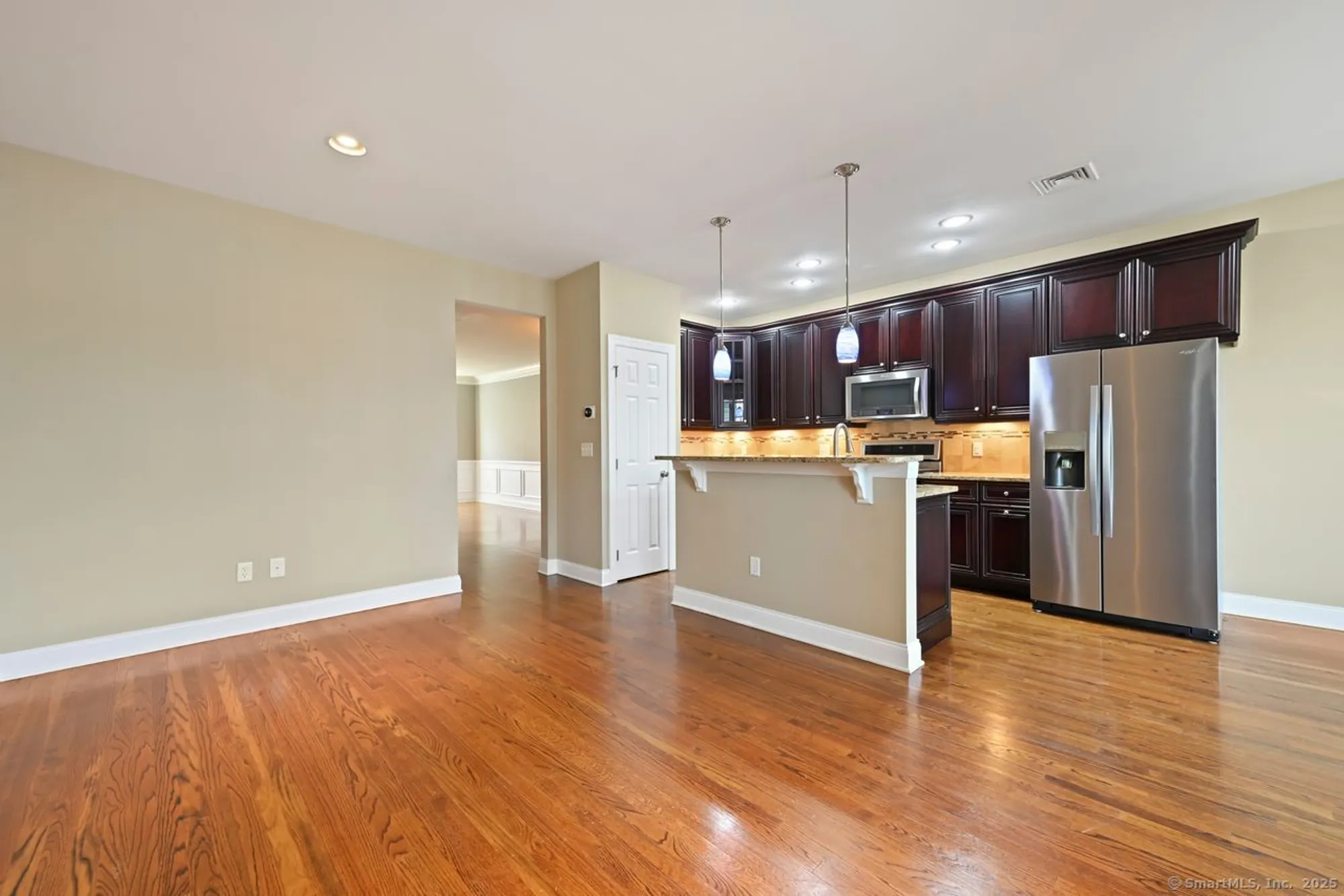 Property Slideshow image 9 of 40 | 47 warrington round # 47, Danbury, CT, 06810