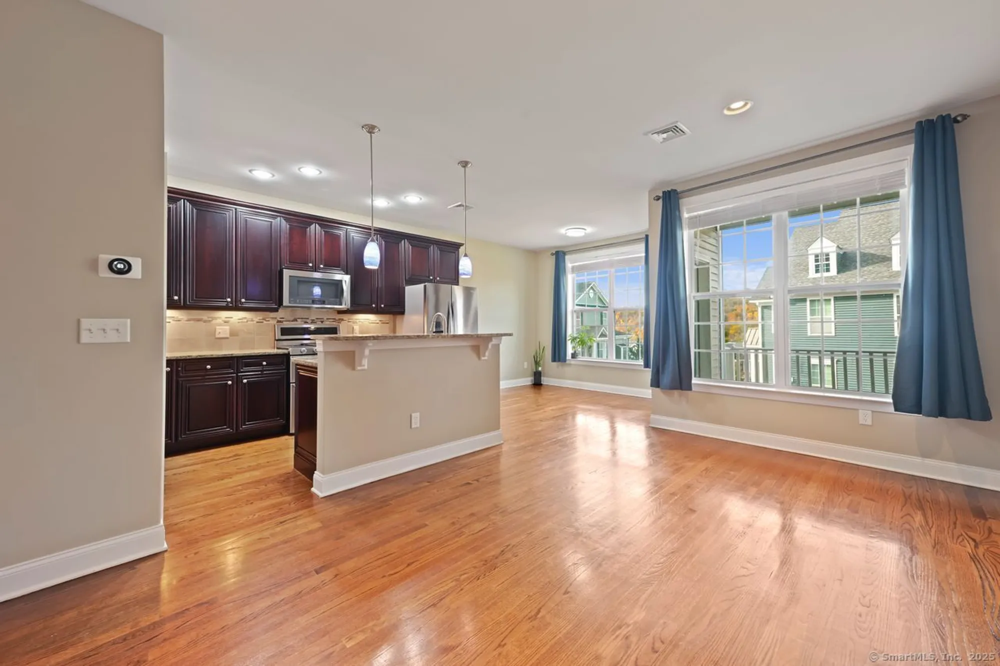 Property Slideshow image 11 of 40 | 47 warrington round # 47, Danbury, CT, 06810