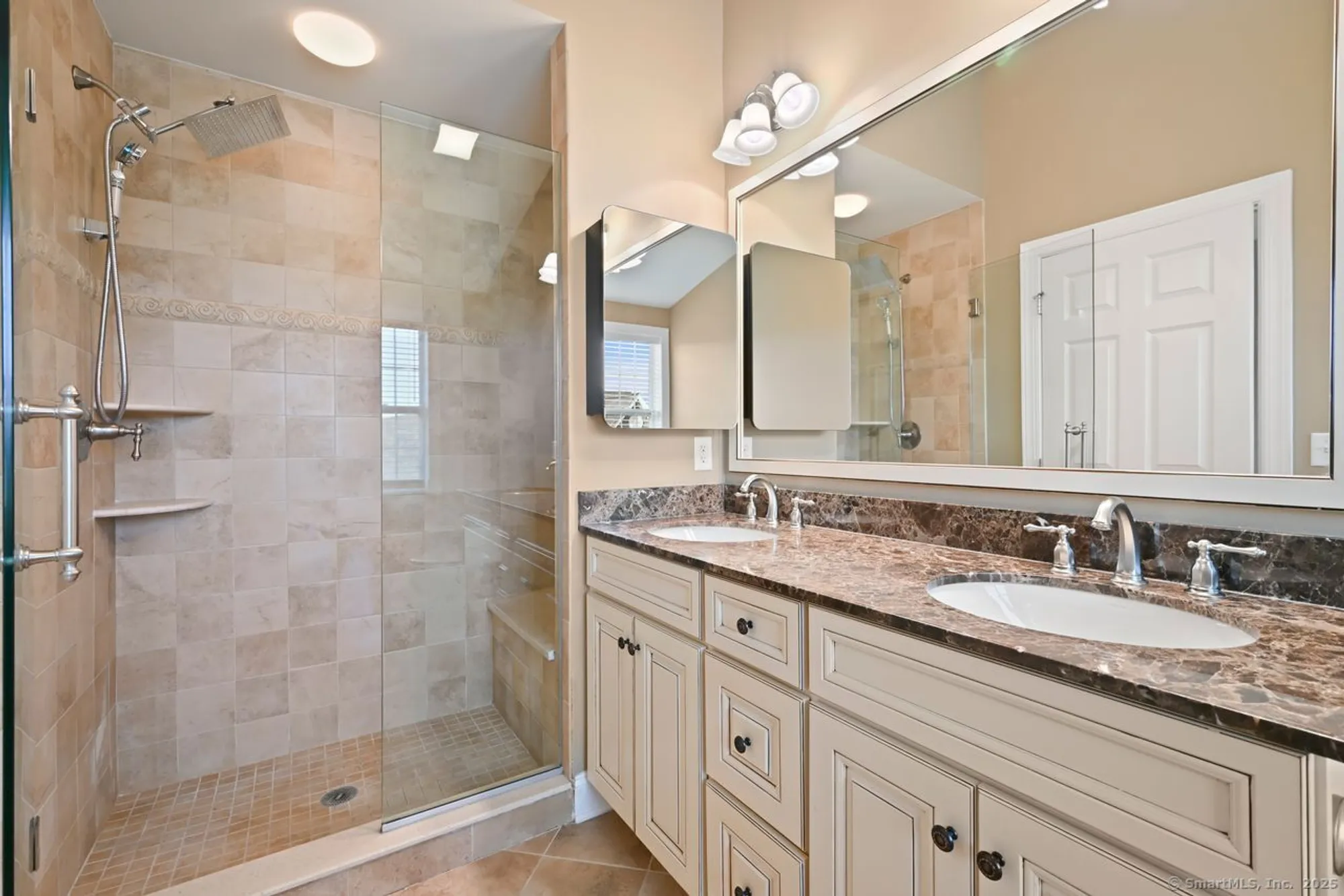 Property Slideshow image 19 of 40 | 47 warrington round # 47, Danbury, CT, 06810