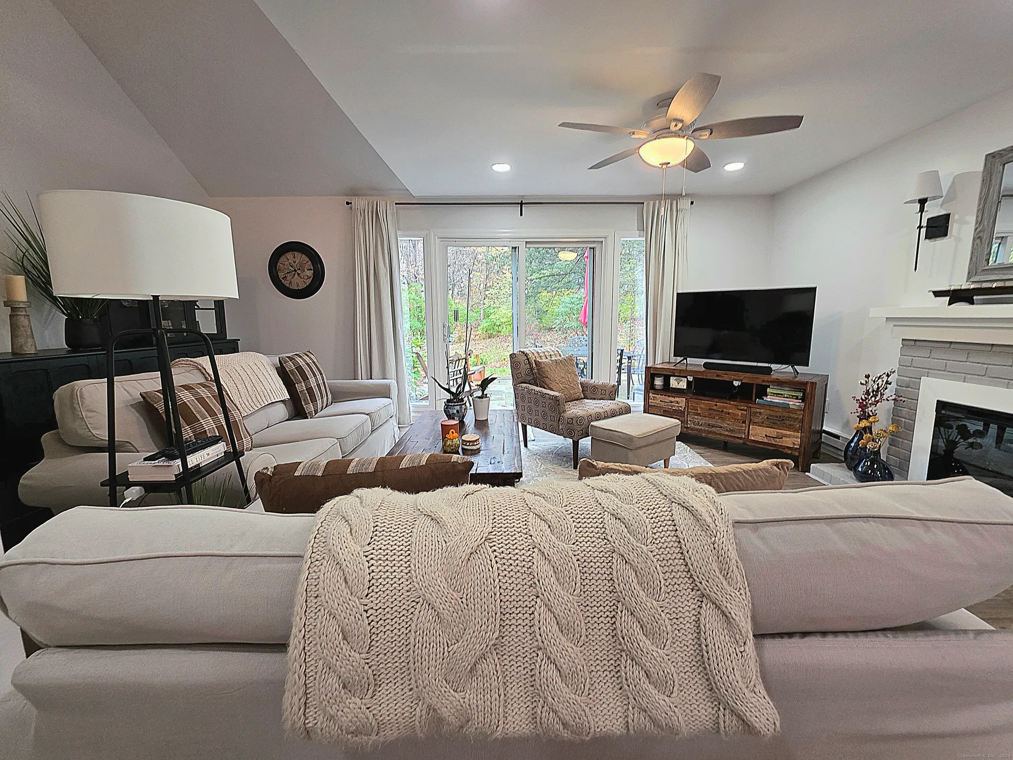 Property Slideshow image 13 of 40 | 60 heritage vlg b, Southbury, CT, 06488