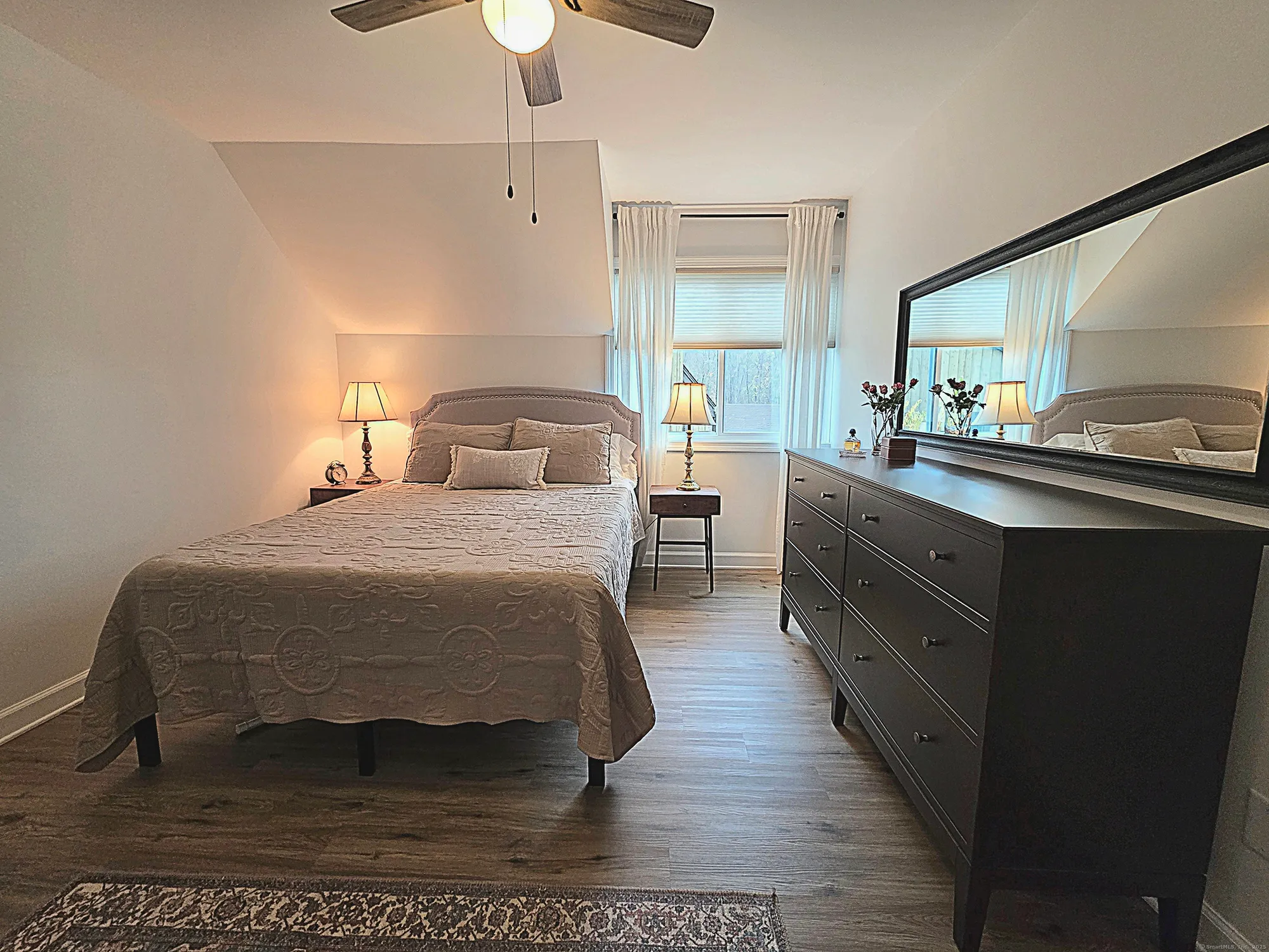 Property Slideshow image 33 of 40 | 60 heritage vlg b, Southbury, CT, 06488